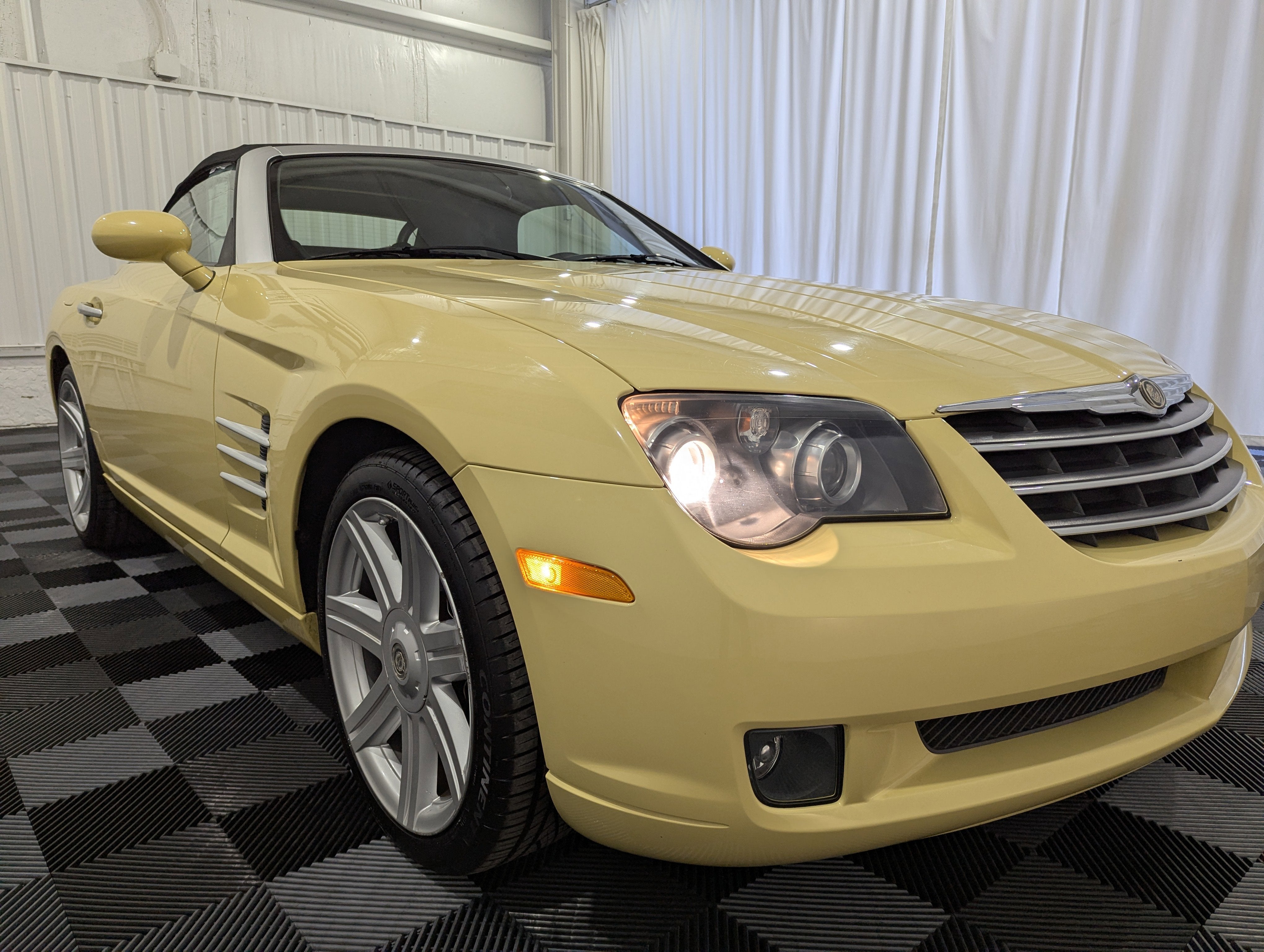 2005 Chrysler Crossfire Limited