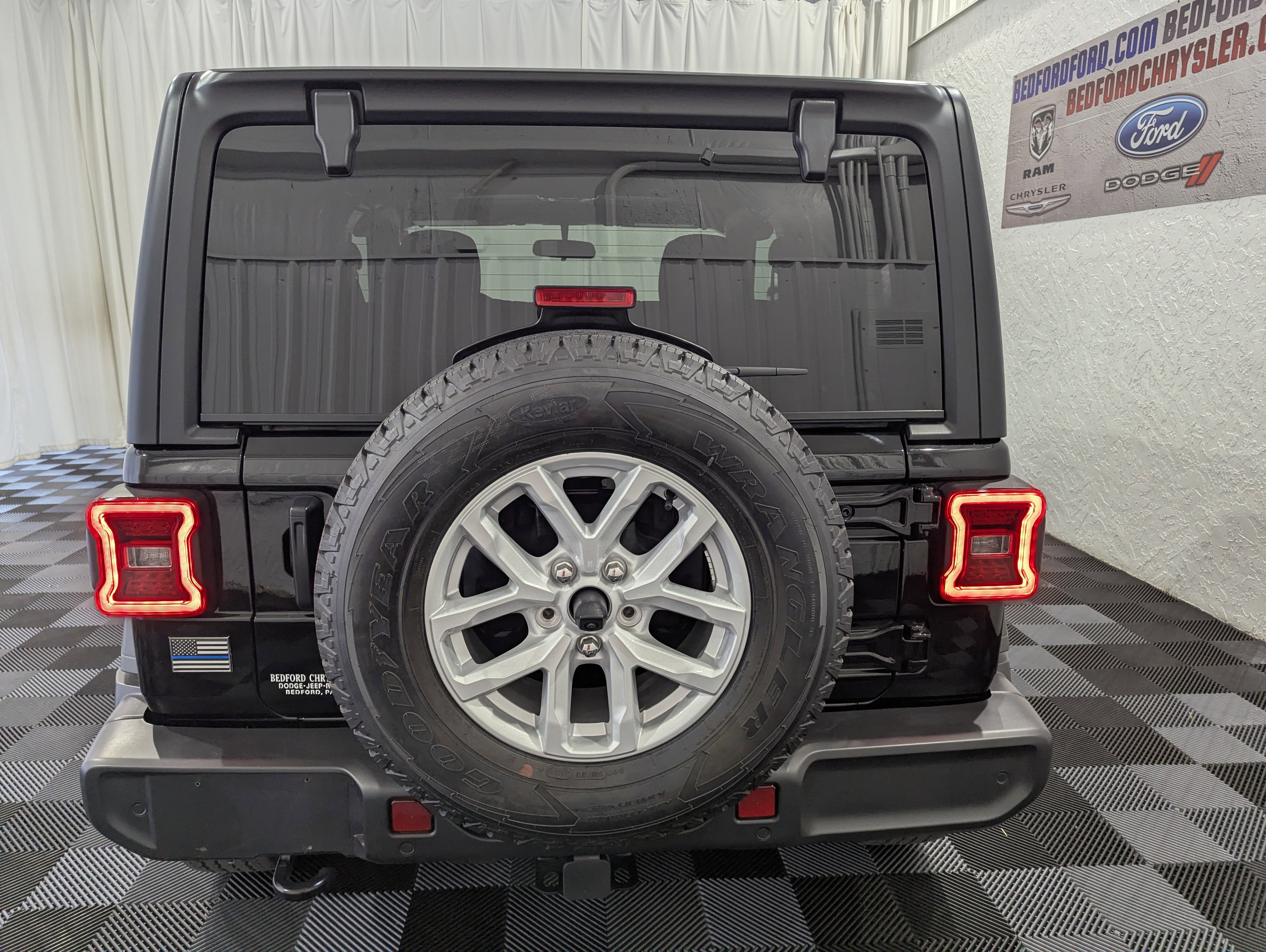 2023 Jeep Wrangler 2-Door Sport S 4x4