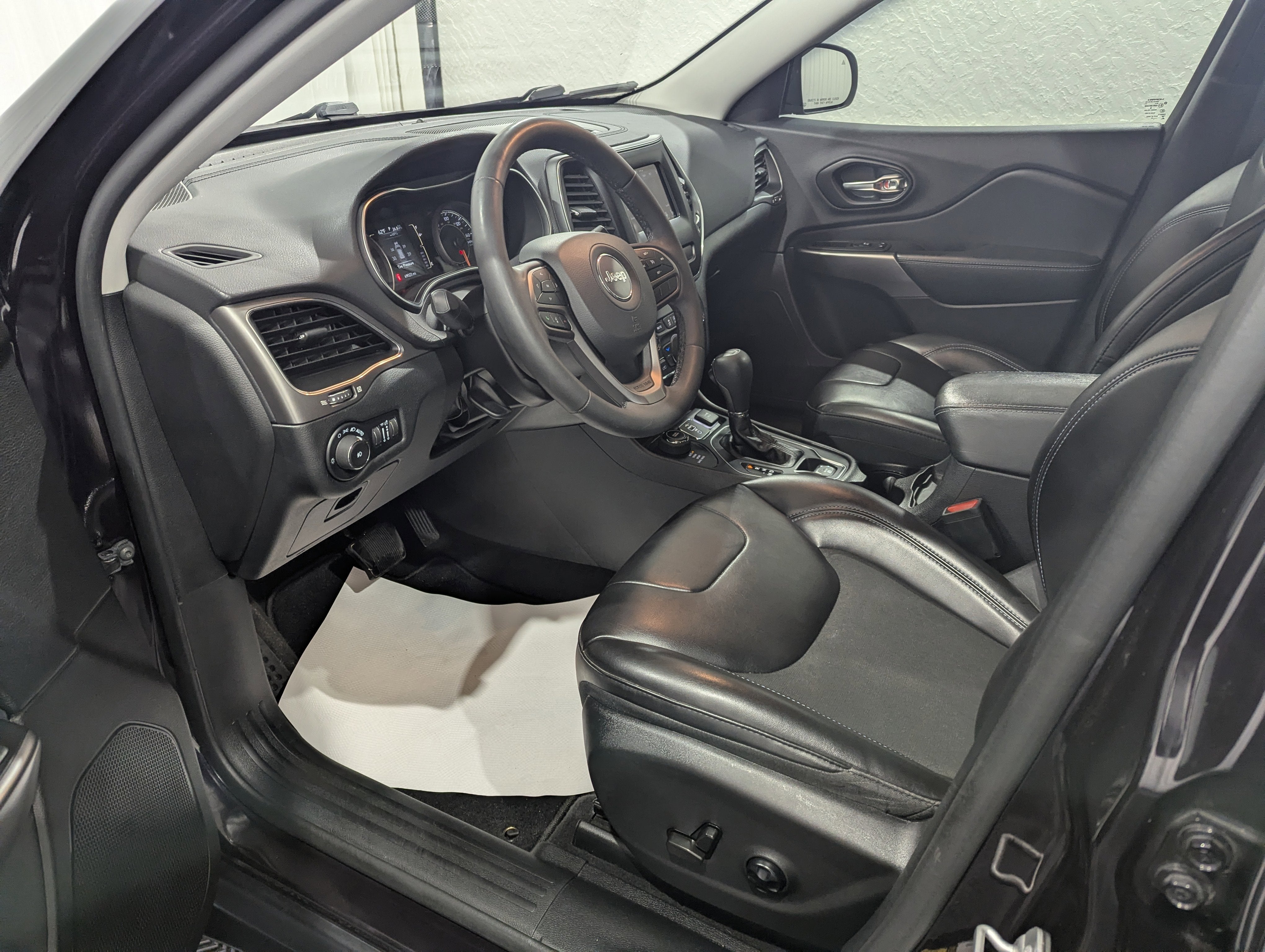 2021 Jeep Cherokee Latitude Plus 4x4