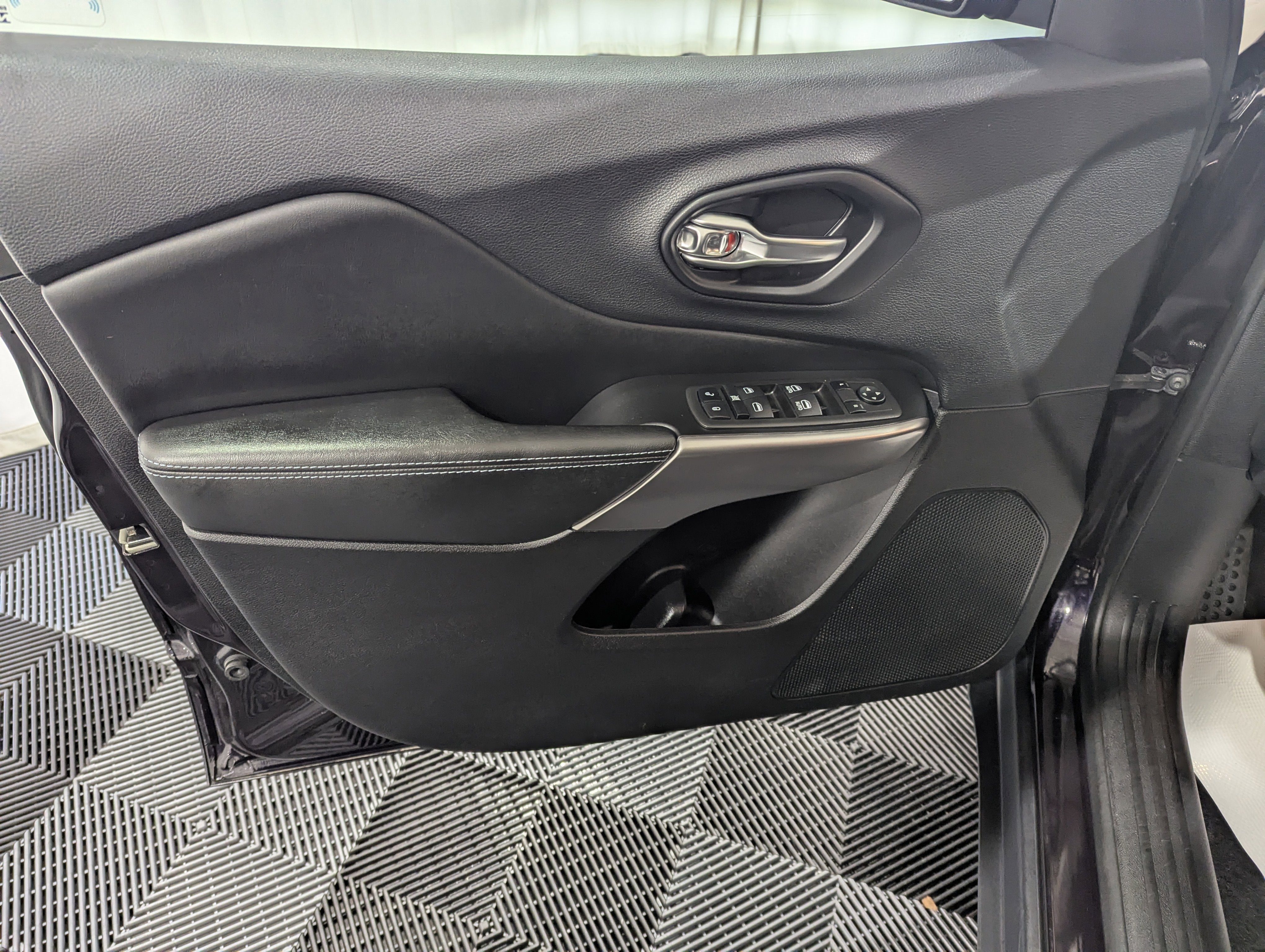 2021 Jeep Cherokee Latitude Plus 4x4