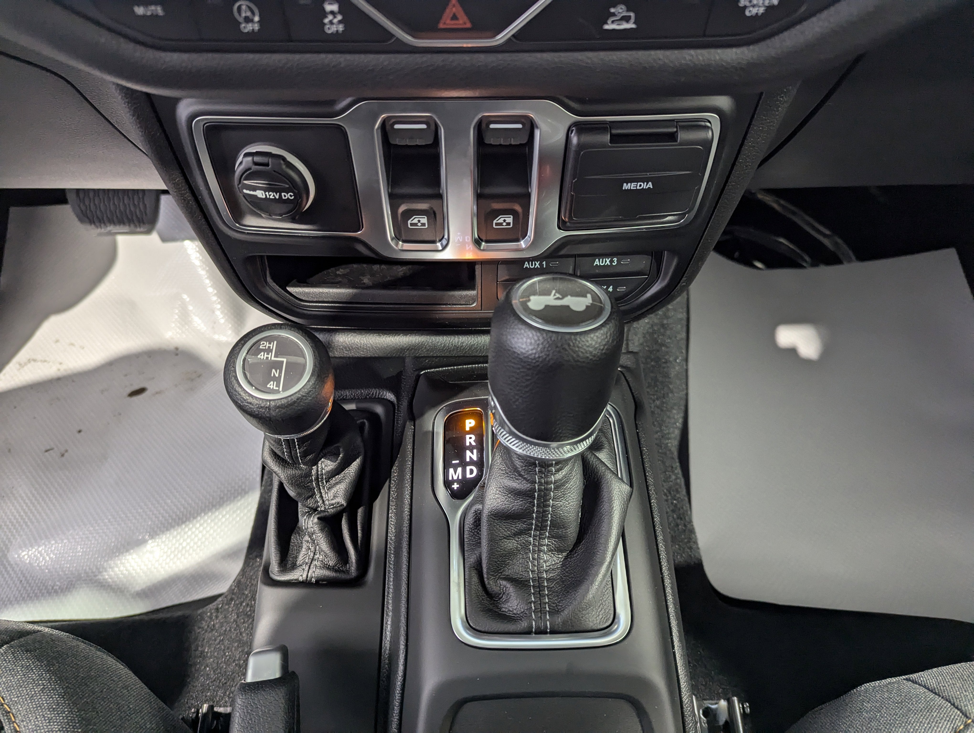 2025 Jeep Wrangler WRANGLER 2-DOOR SPORT