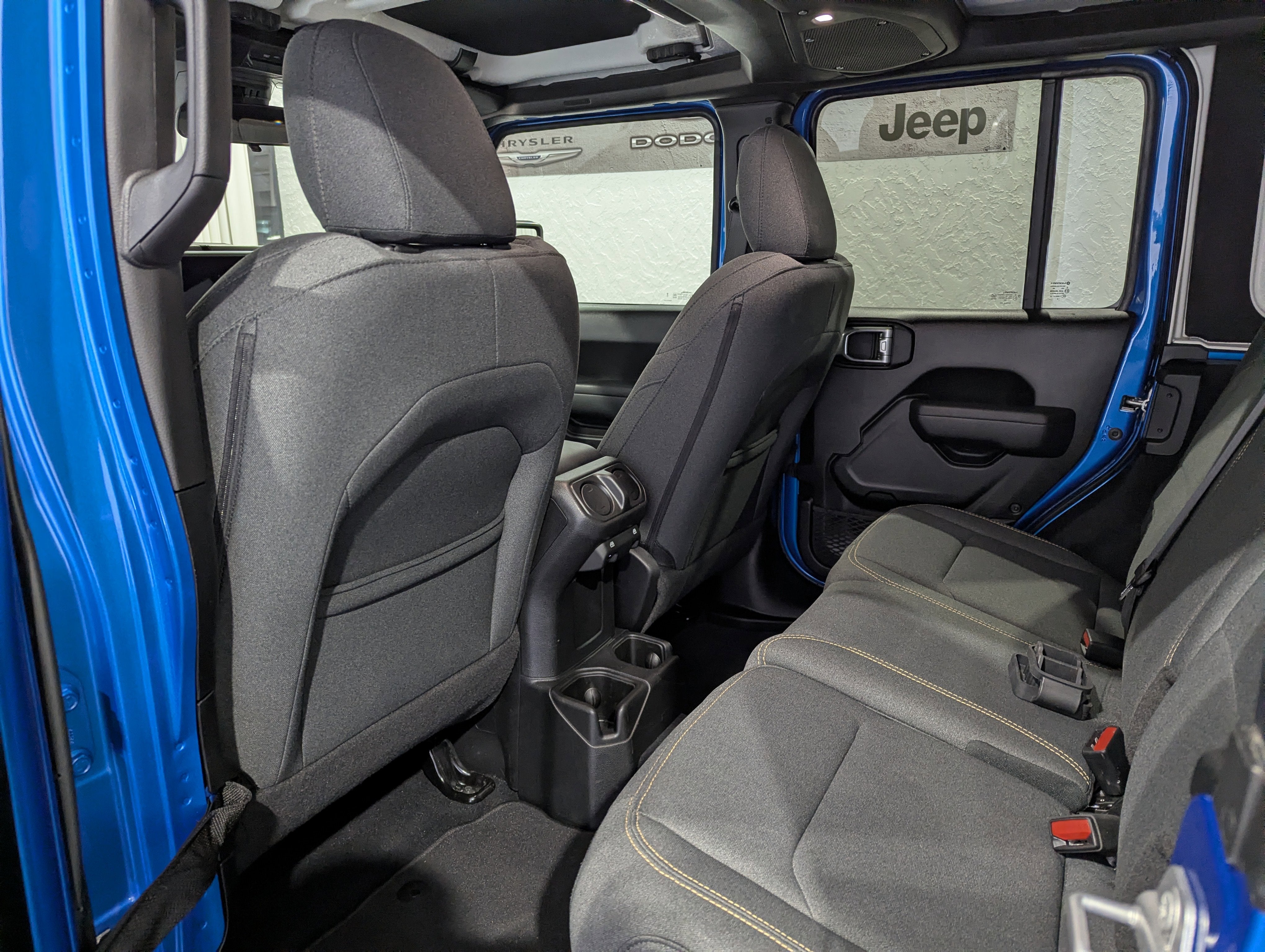 2025 Jeep Wrangler 4-Door Summit 4x4