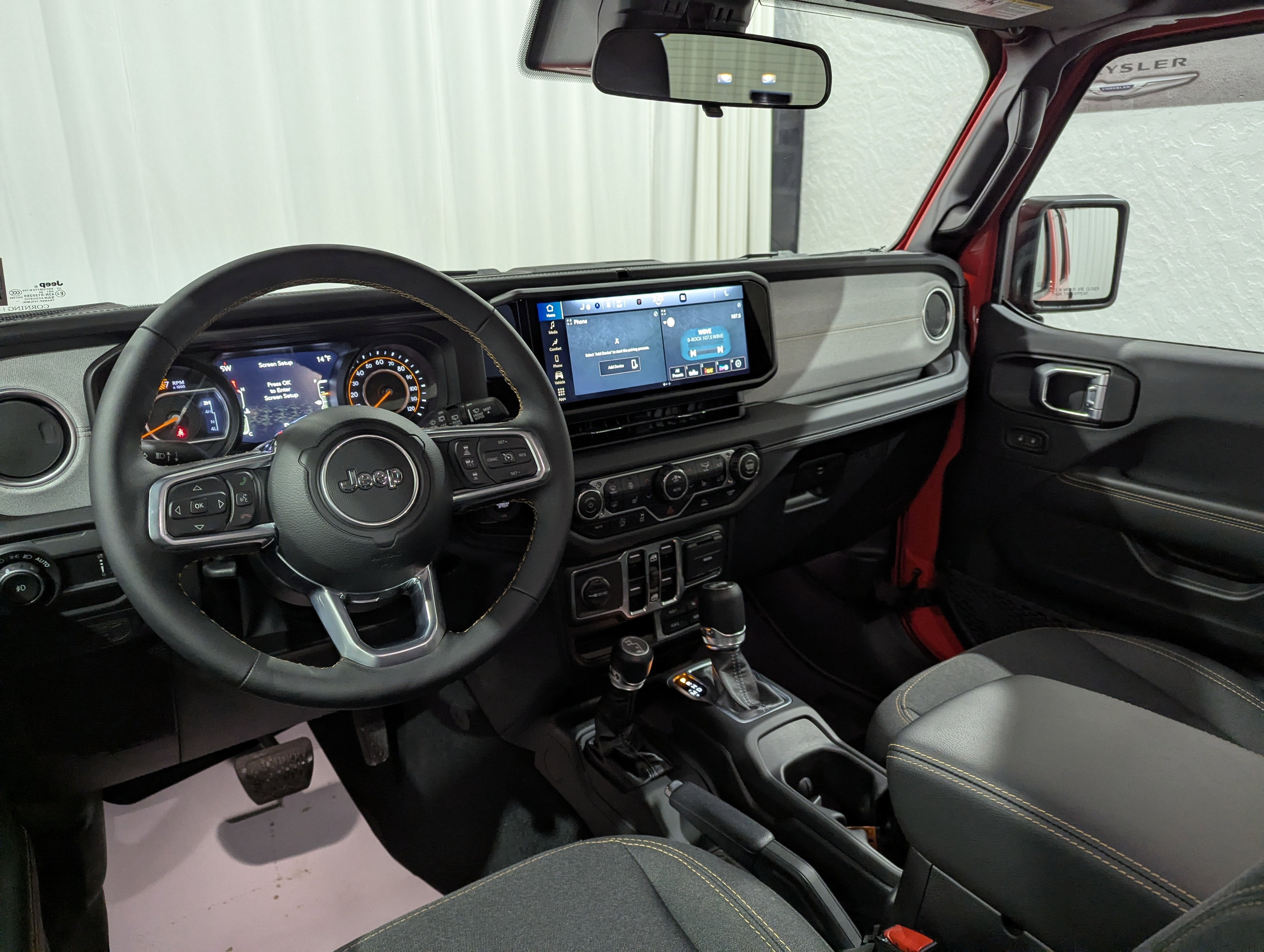 2024 Jeep Wrangler 4-Door Sahara 4x4