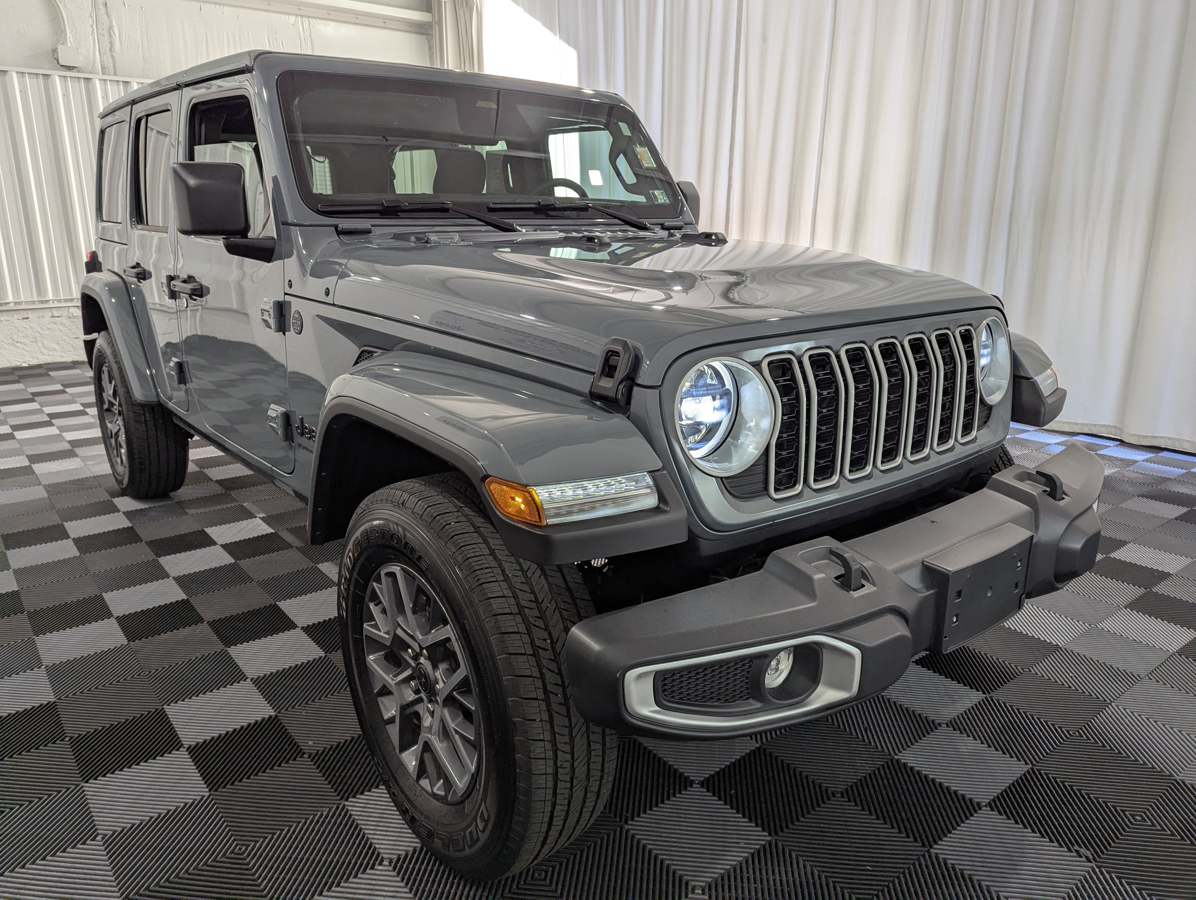 2026 Jeep Wrangler 4-Door Sahara 4x4