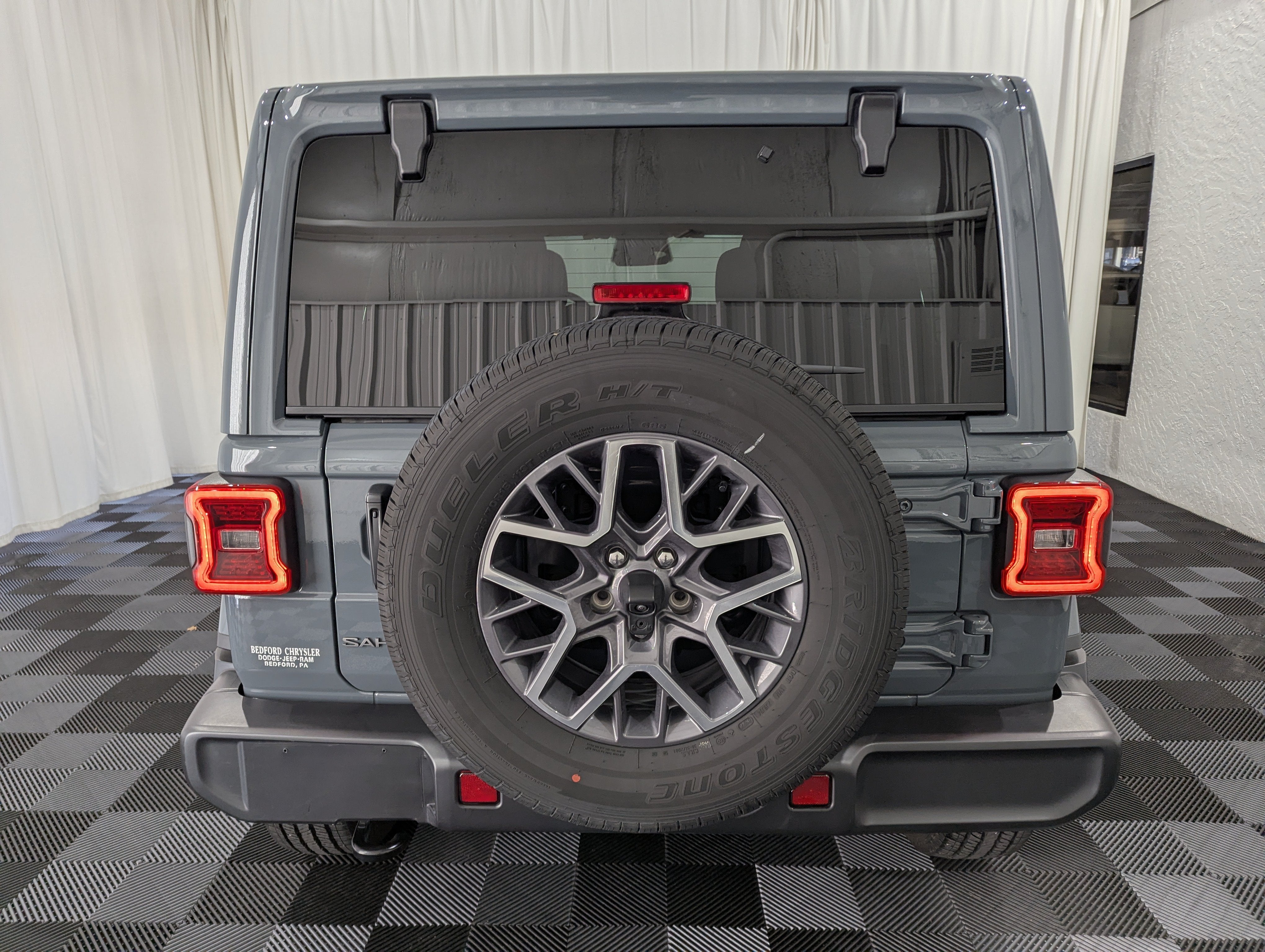 2026 Jeep Wrangler 4-Door Sahara 4x4