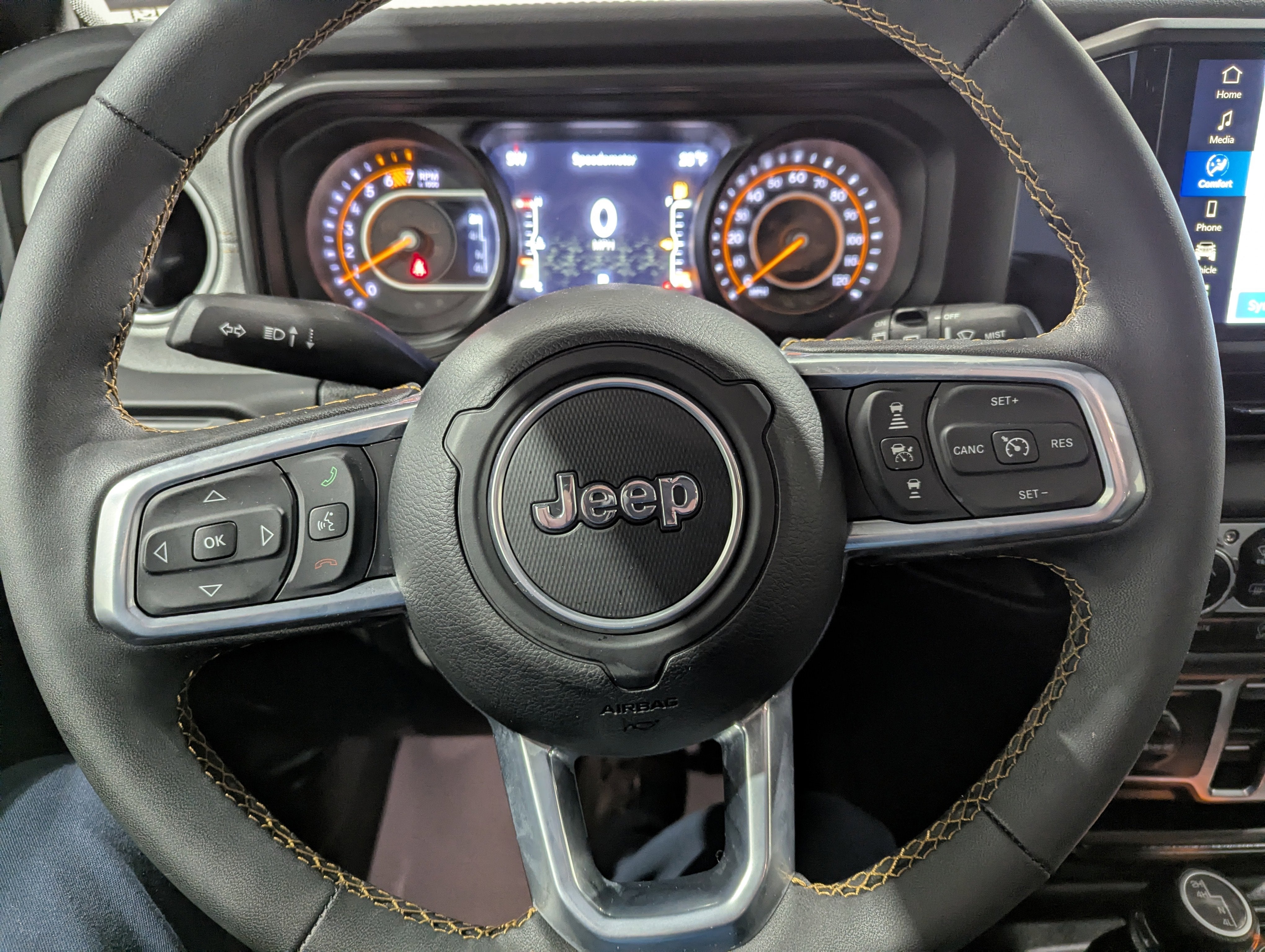 2024 Jeep Wrangler 4-Door Sahara 4x4