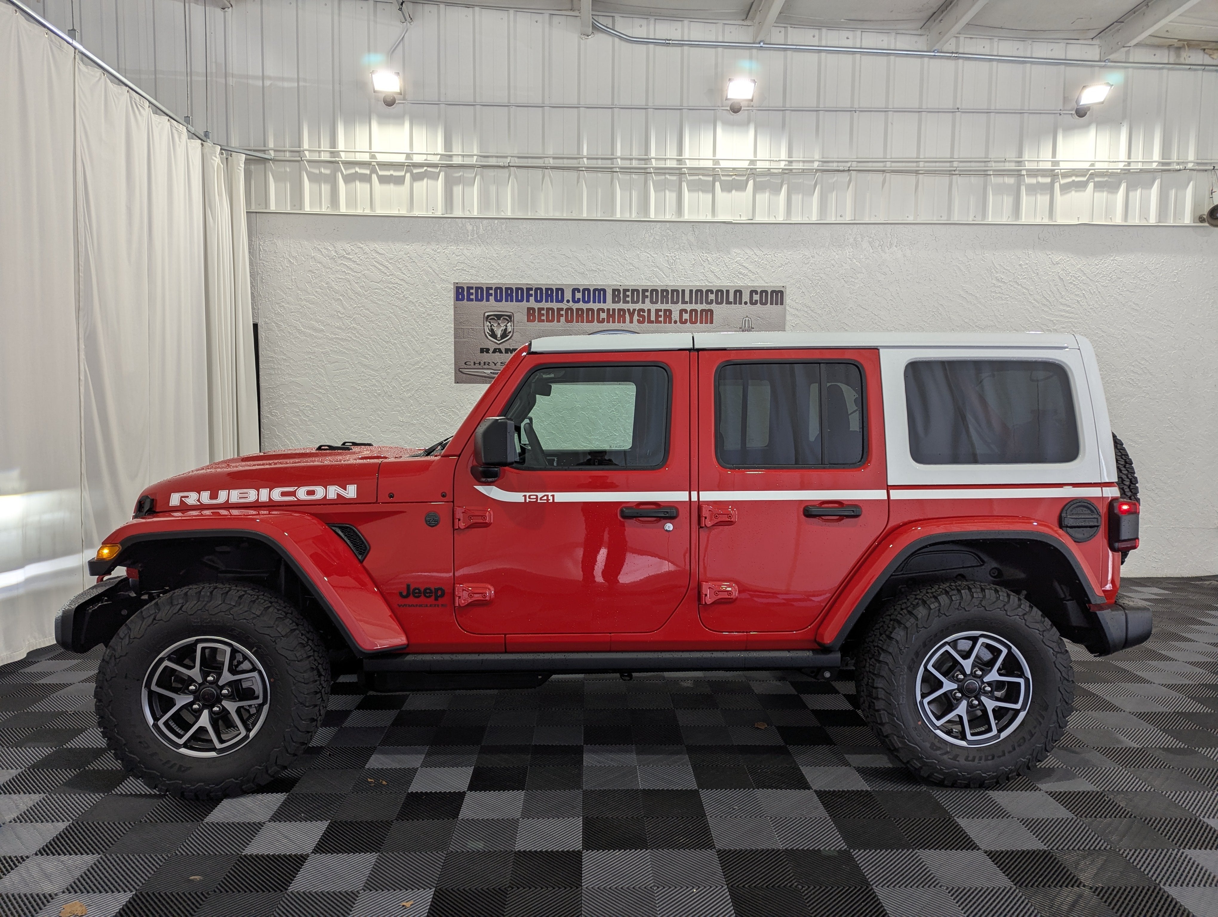 2027 Jeep Wrangler WRANGLER 4-DOOR RUBICON