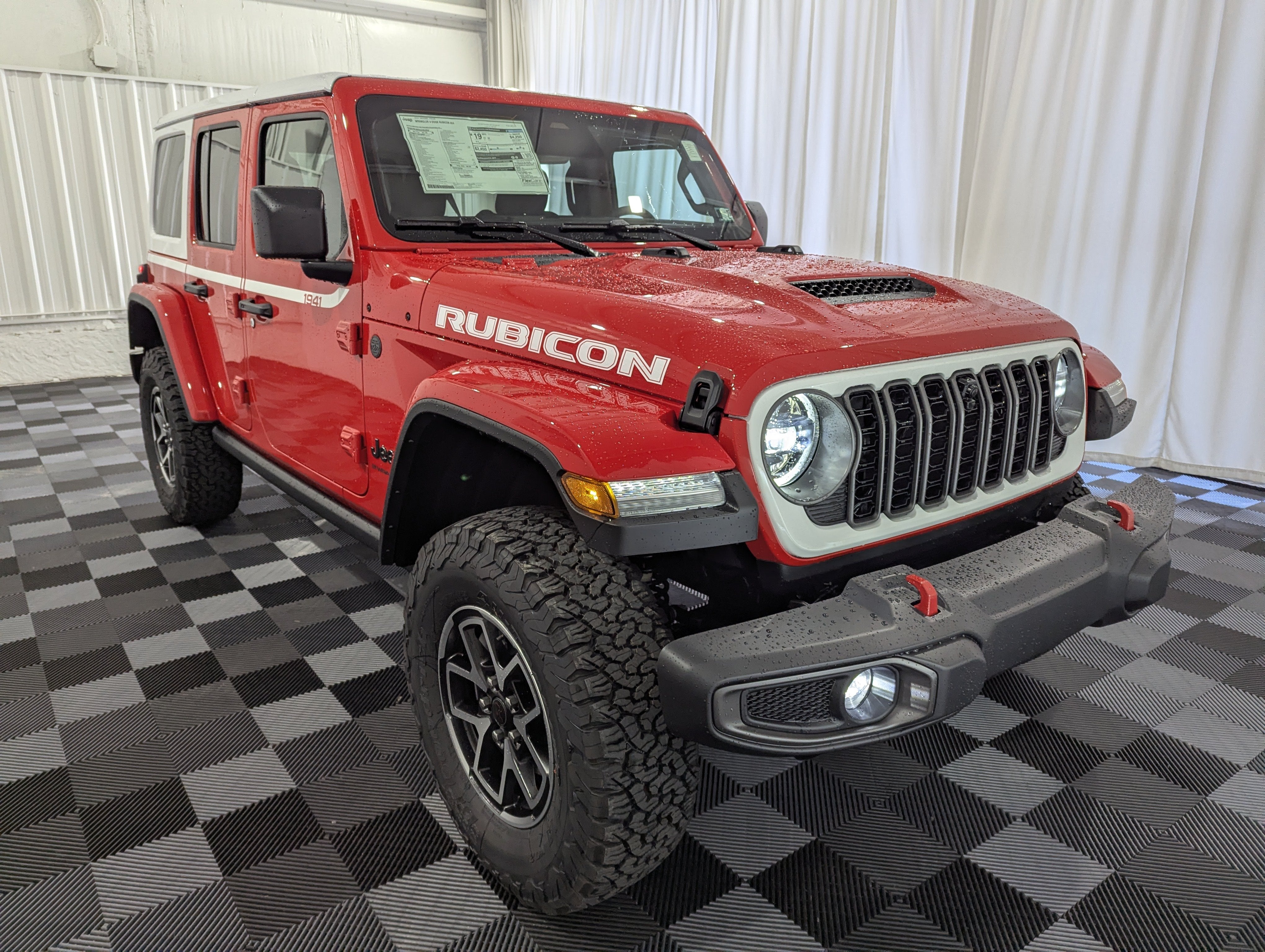 2027 Jeep Wrangler WRANGLER 4-DOOR RUBICON