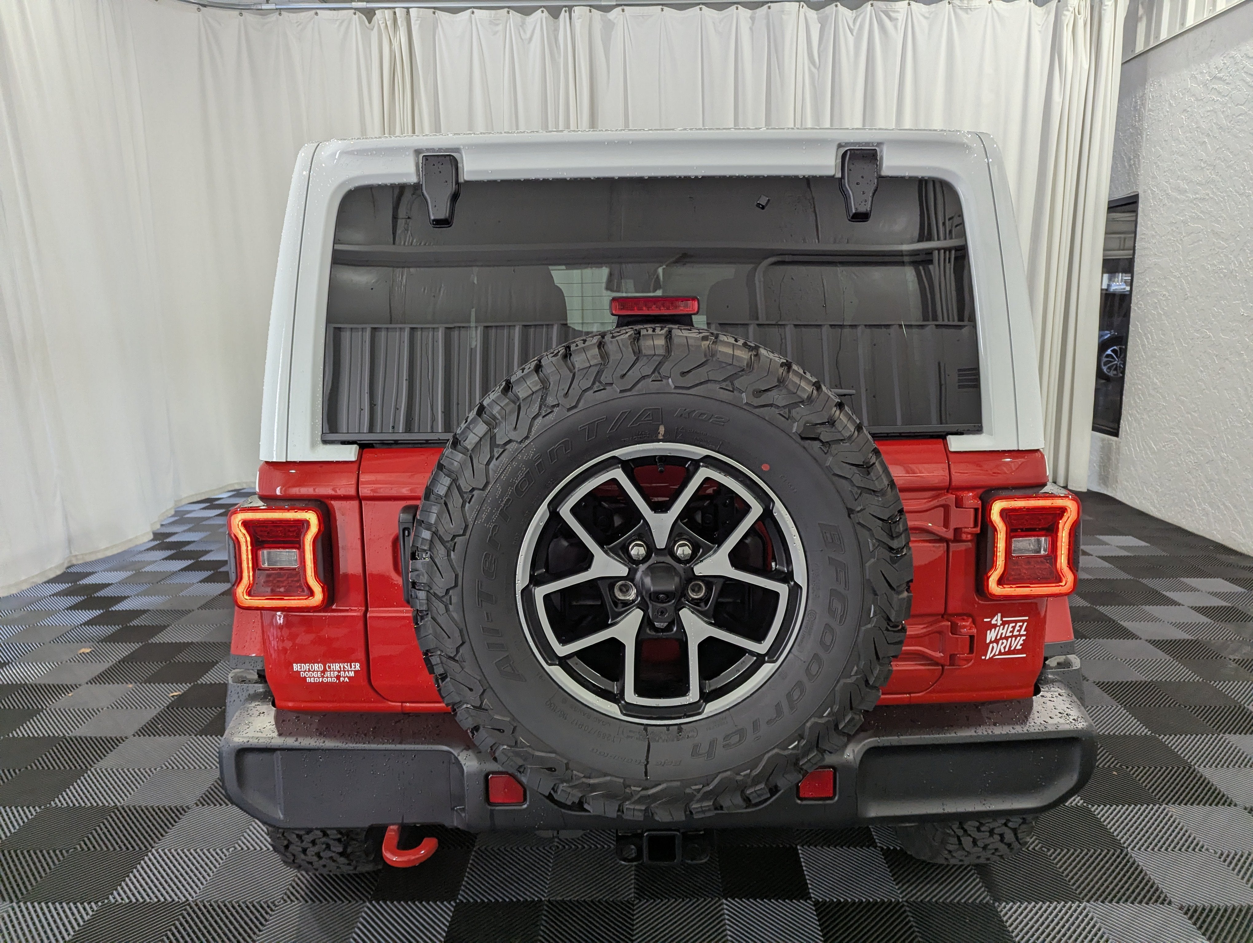 2027 Jeep Wrangler WRANGLER 4-DOOR RUBICON