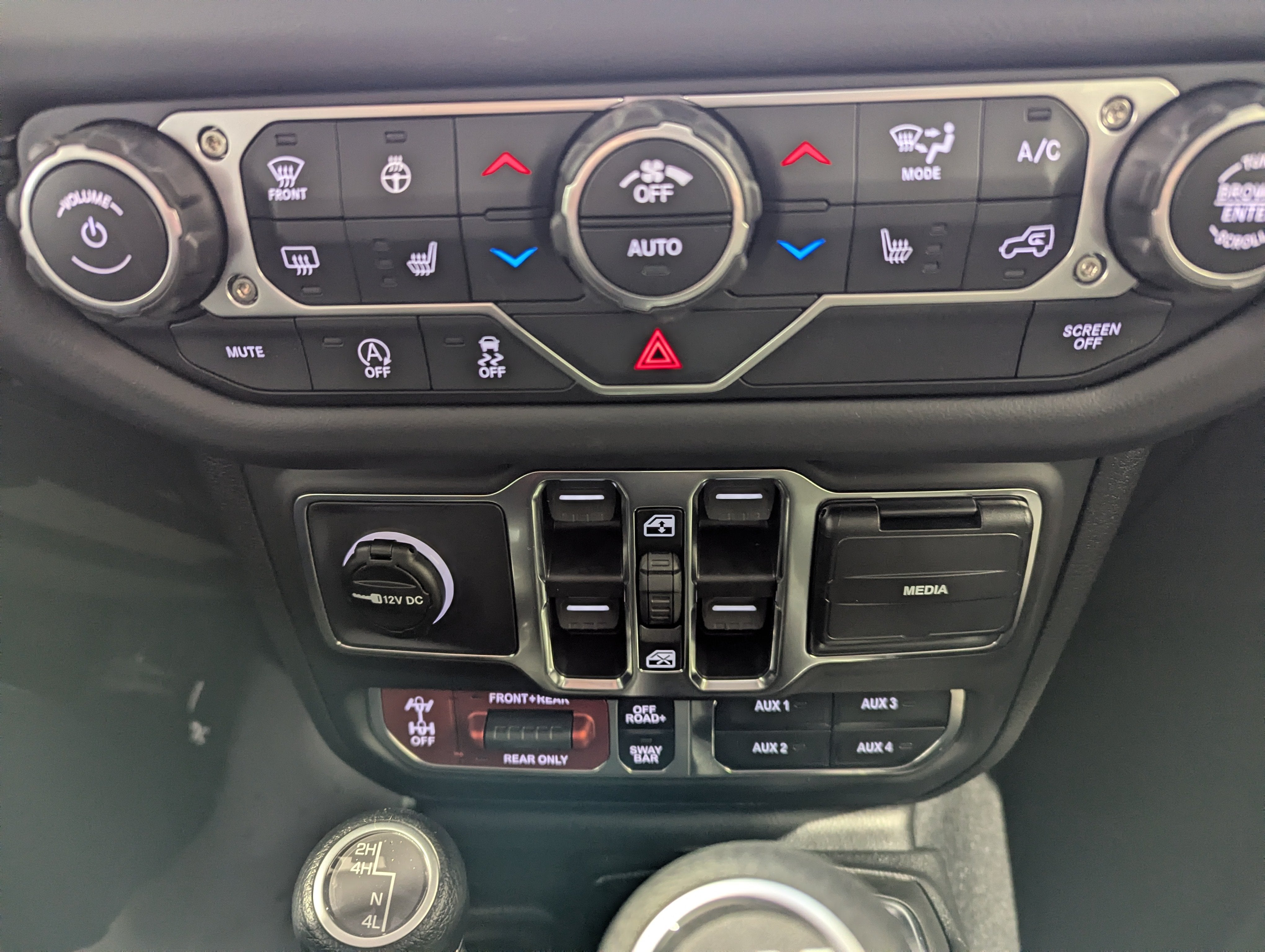 2027 Jeep Wrangler WRANGLER 4-DOOR RUBICON