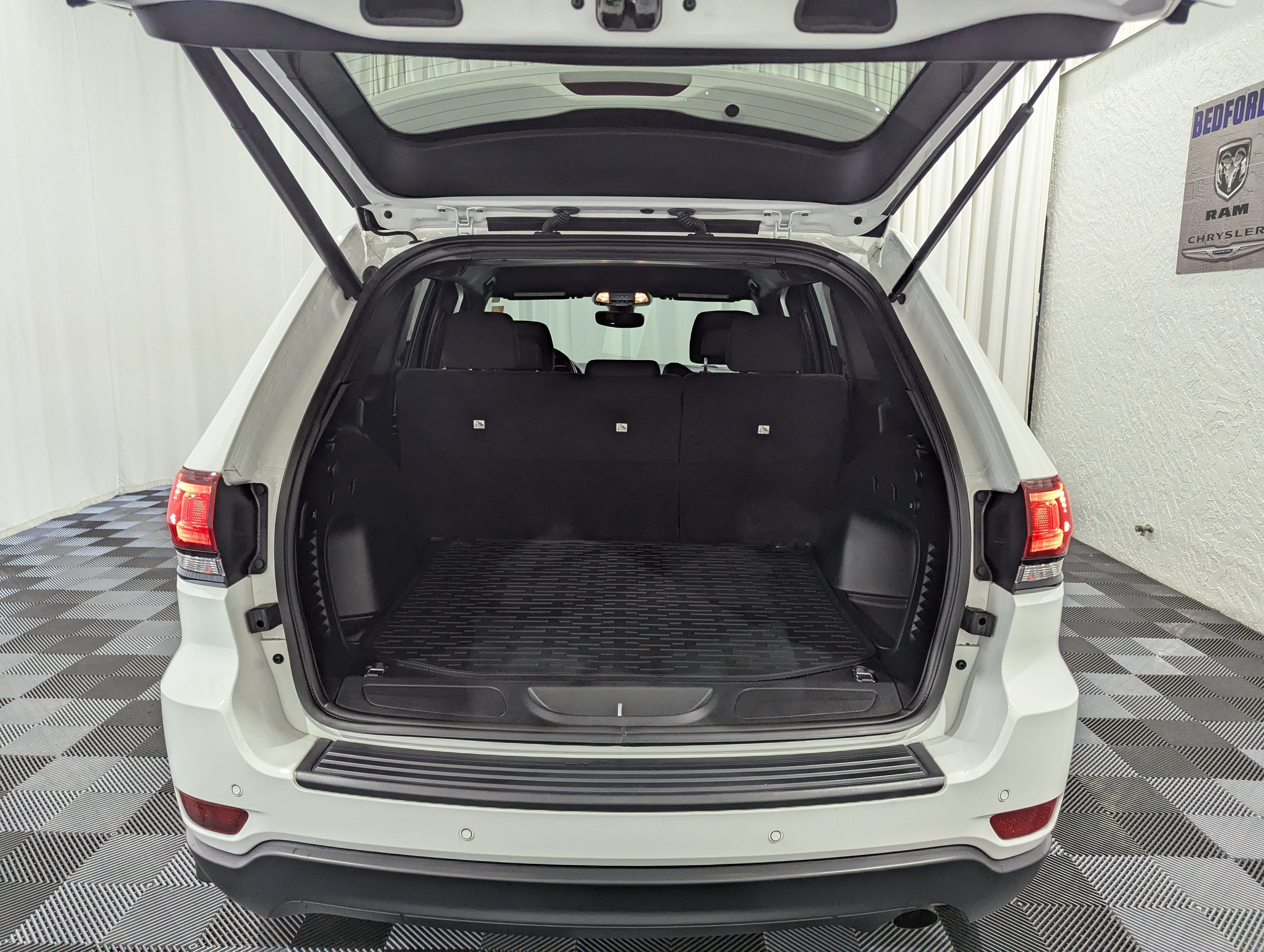 2021 Jeep Grand Cherokee Freedom 4x4