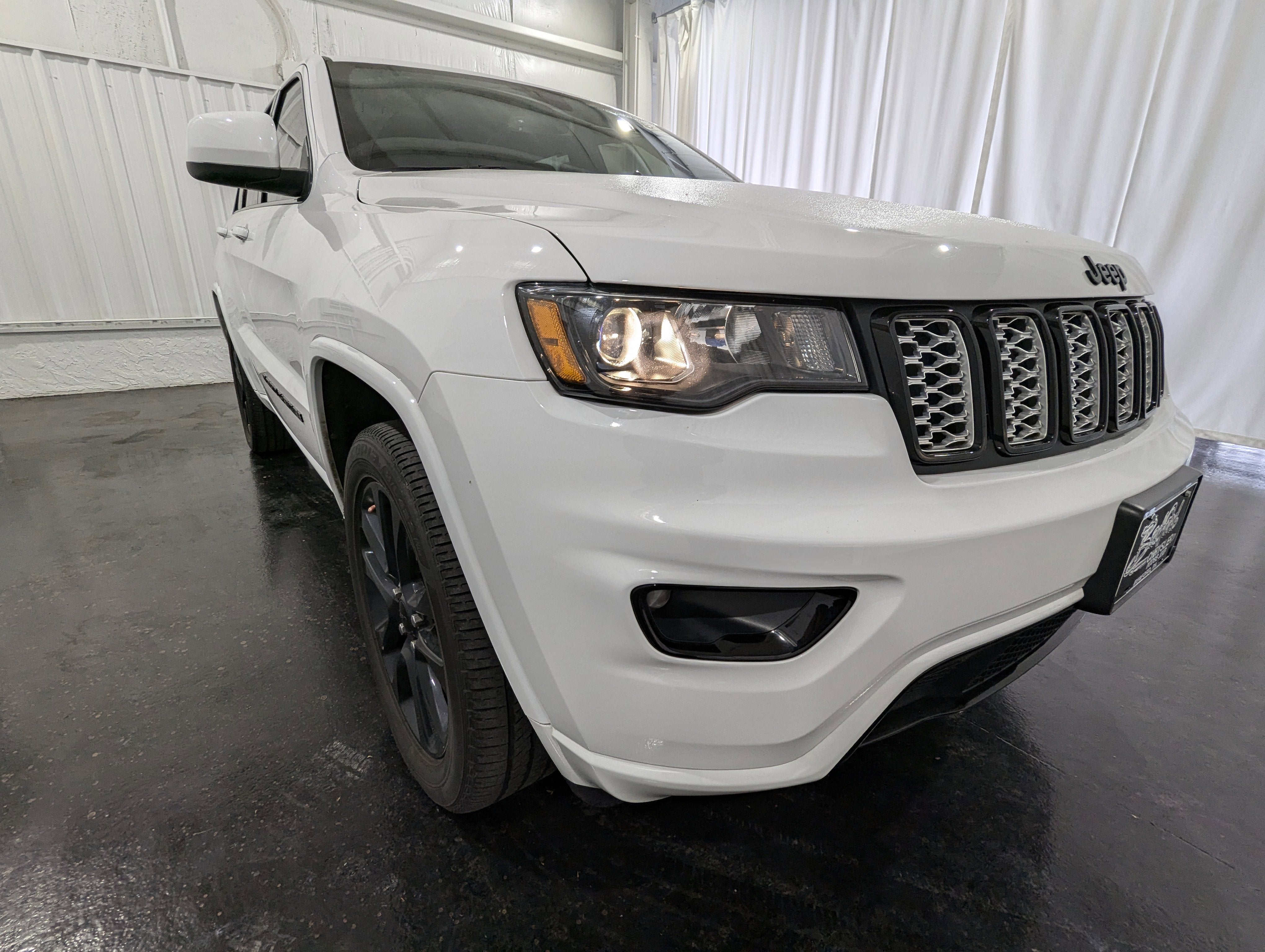 2022 Jeep Grand Cherokee WK Laredo X 4x4