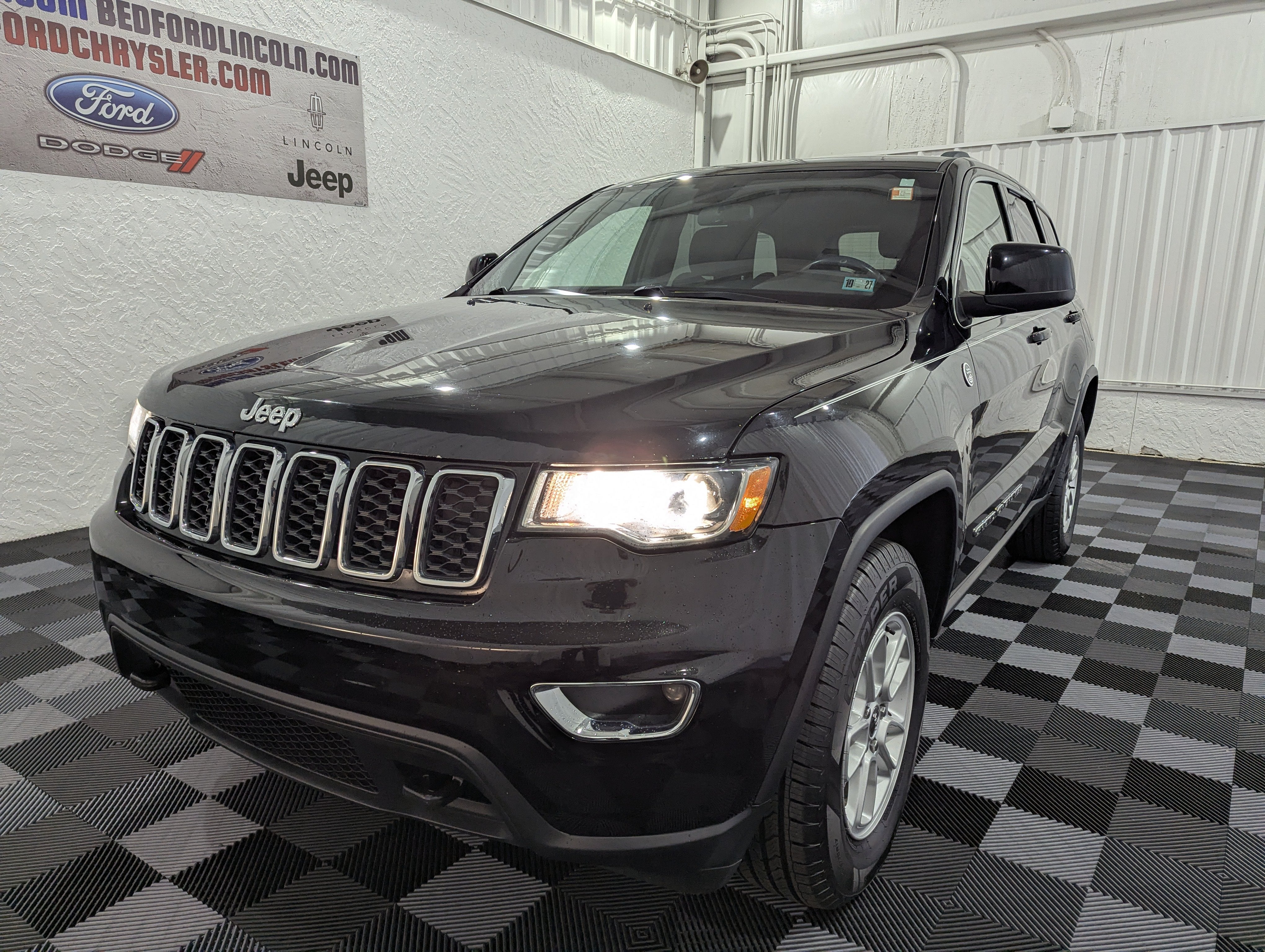 2018 Jeep Grand Cherokee Laredo E 4x4