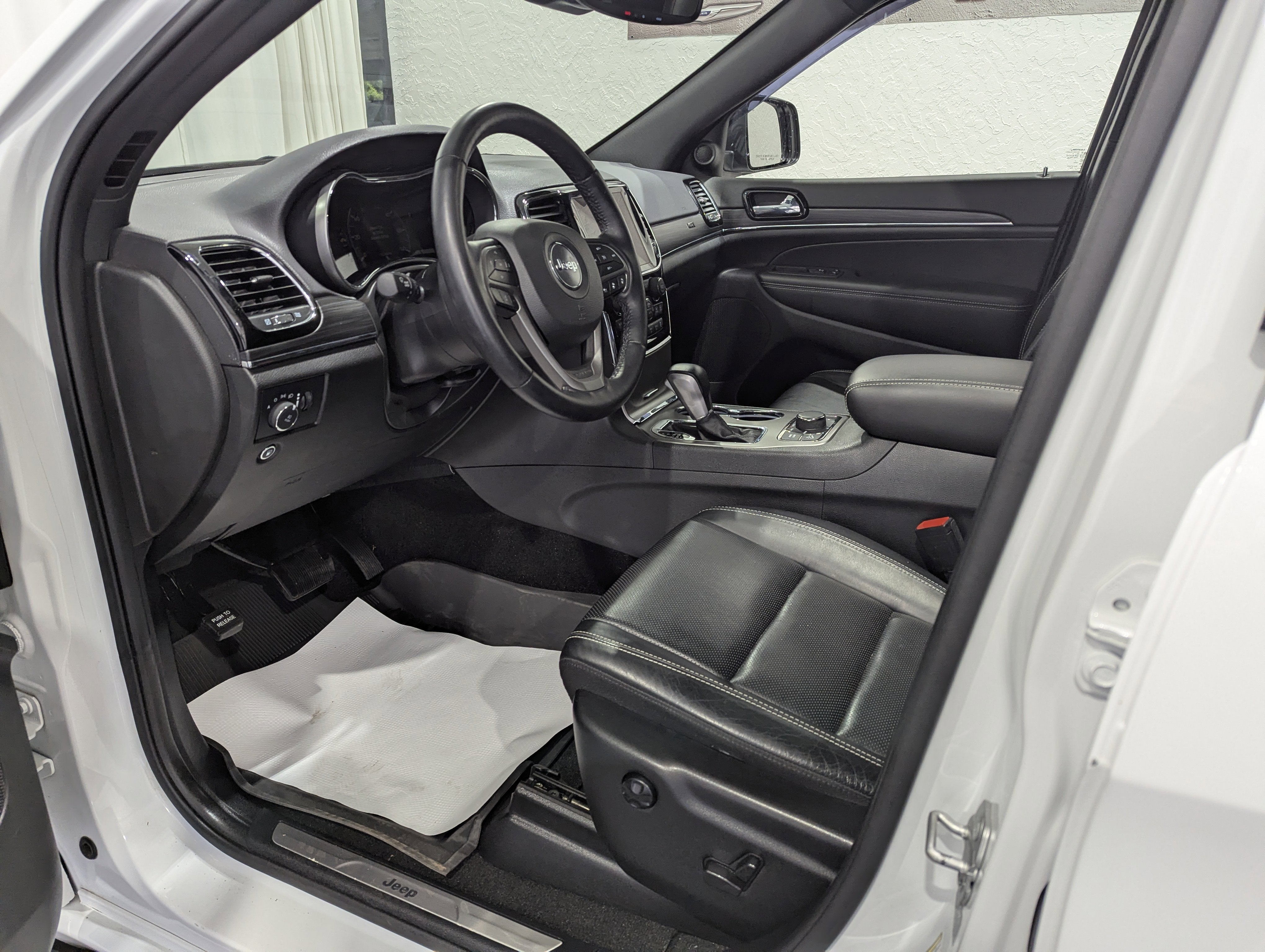 2021 Jeep Grand Cherokee 80th Anniversary