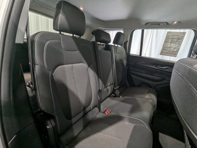 2023 Jeep Grand Cherokee Laredo 4x4