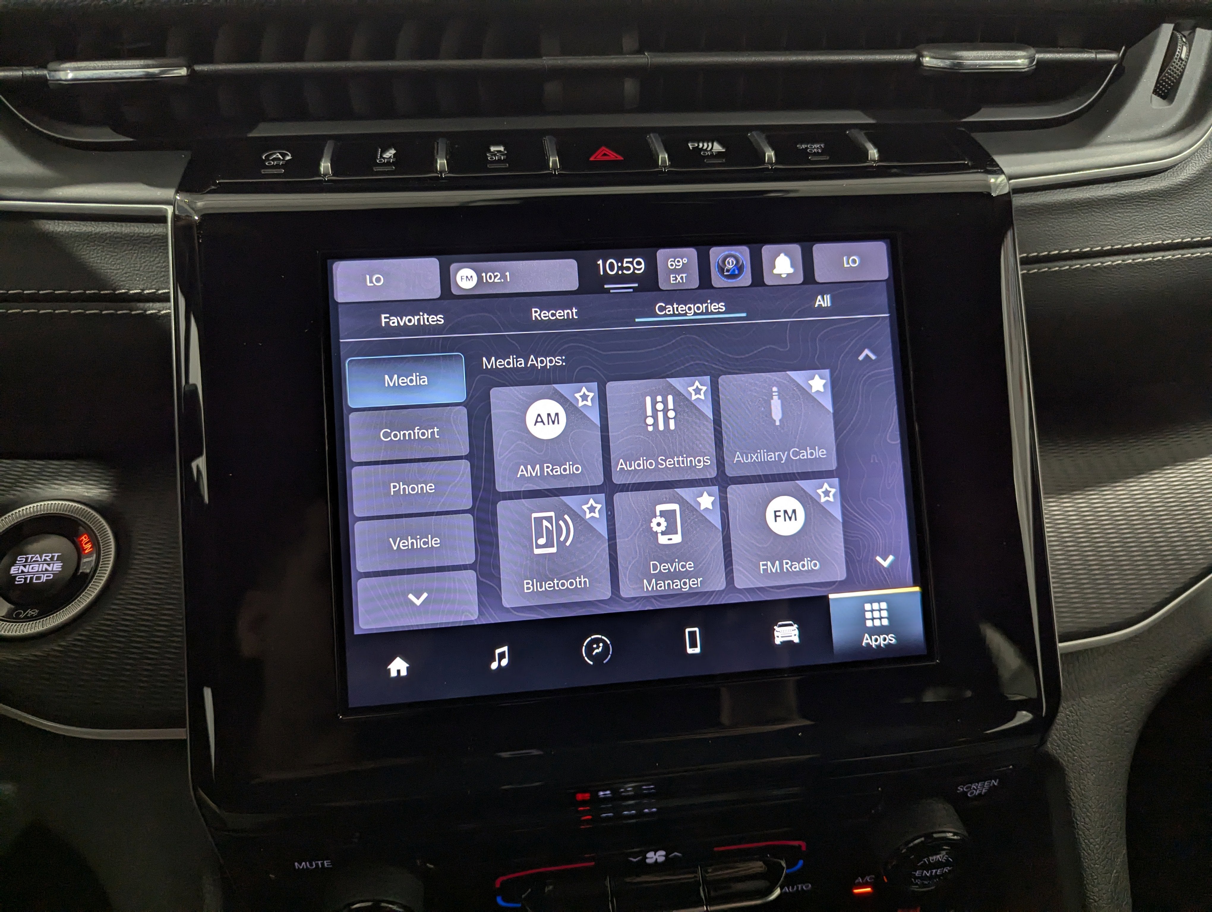 2024 Jeep Grand Cherokee Laredo X 4x4