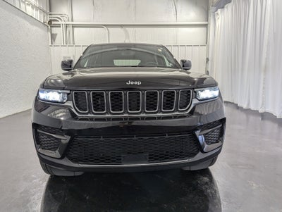 2024 Jeep Grand Cherokee Laredo X 4x4