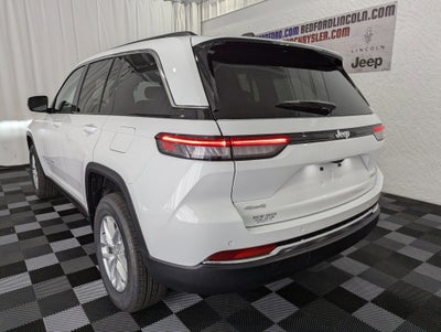 2026 Jeep Grand Cherokee GRAND CHEROKEE LAREDO X 4X4