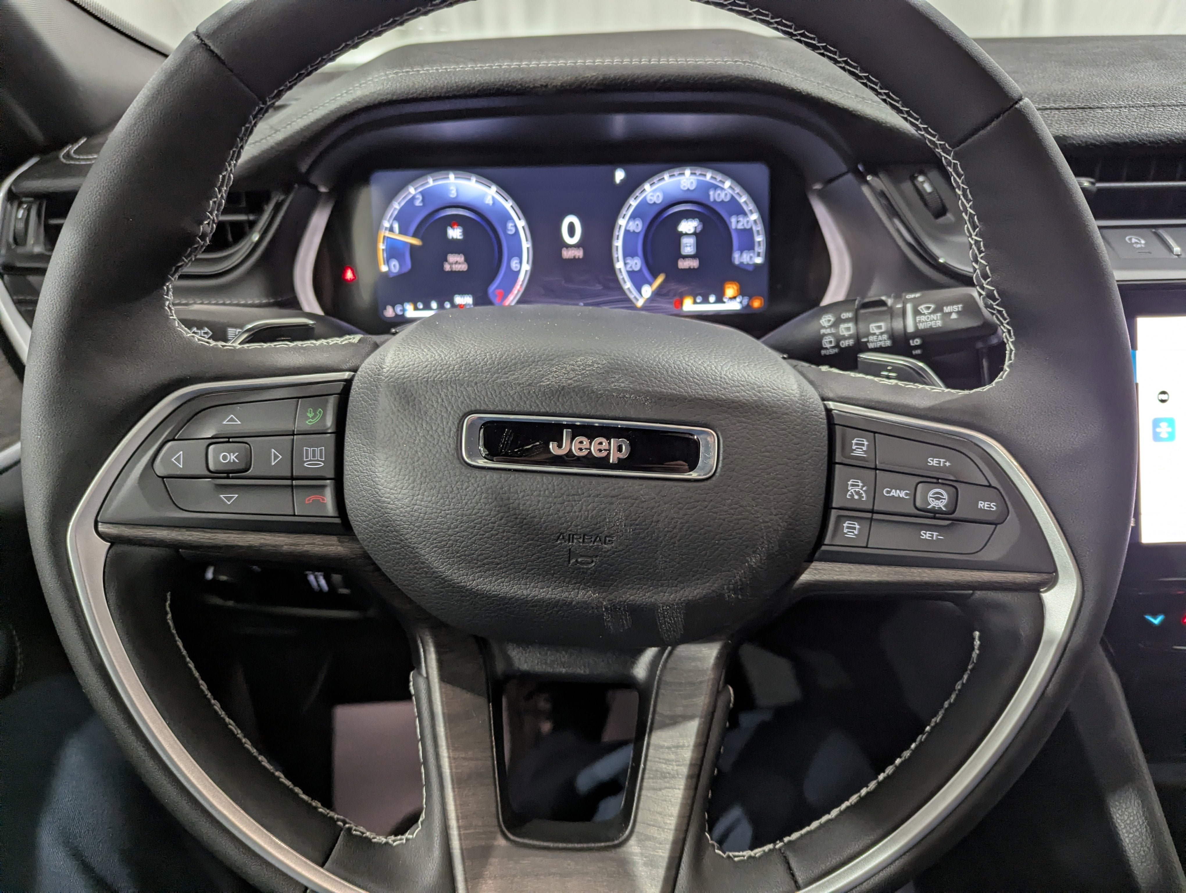 2026 Jeep Grand Cherokee GRAND CHEROKEE LAREDO ALTITUDE 4X4