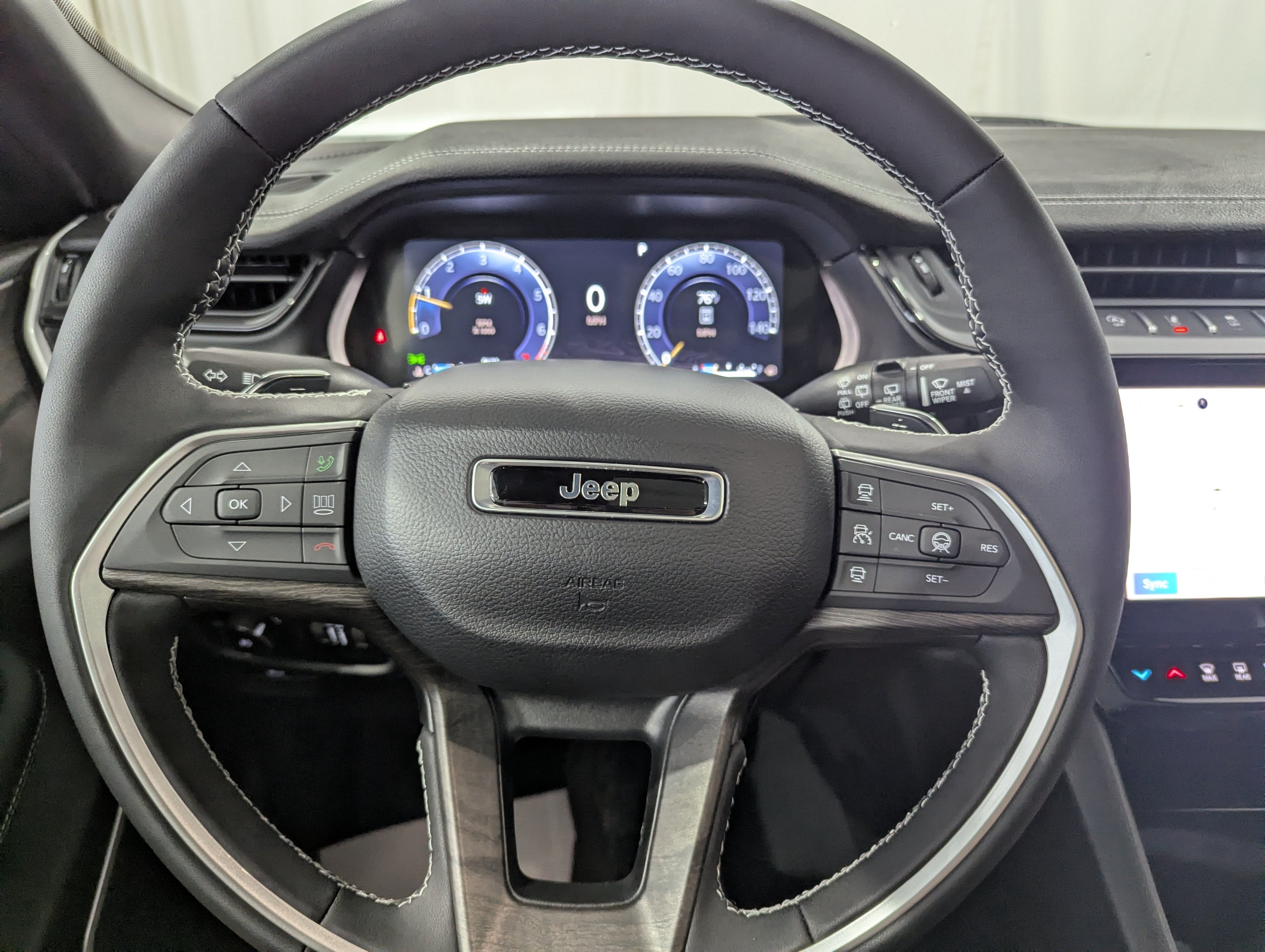 2026 Jeep Grand Cherokee GRAND CHEROKEE LIMITED RESERVE 4X4