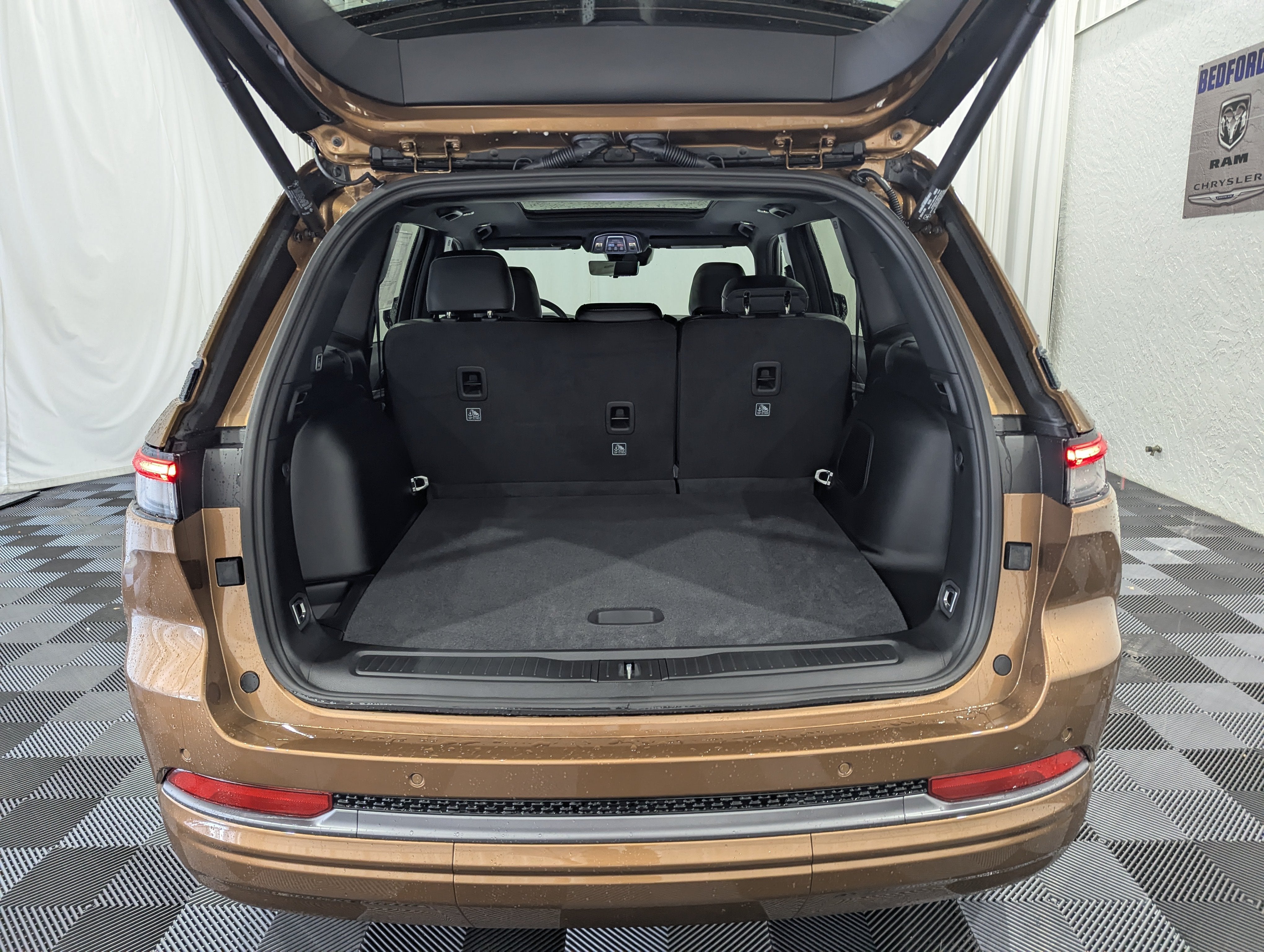 2026 Jeep Grand Cherokee GRAND CHEROKEE LIMITED RESERVE 4X4