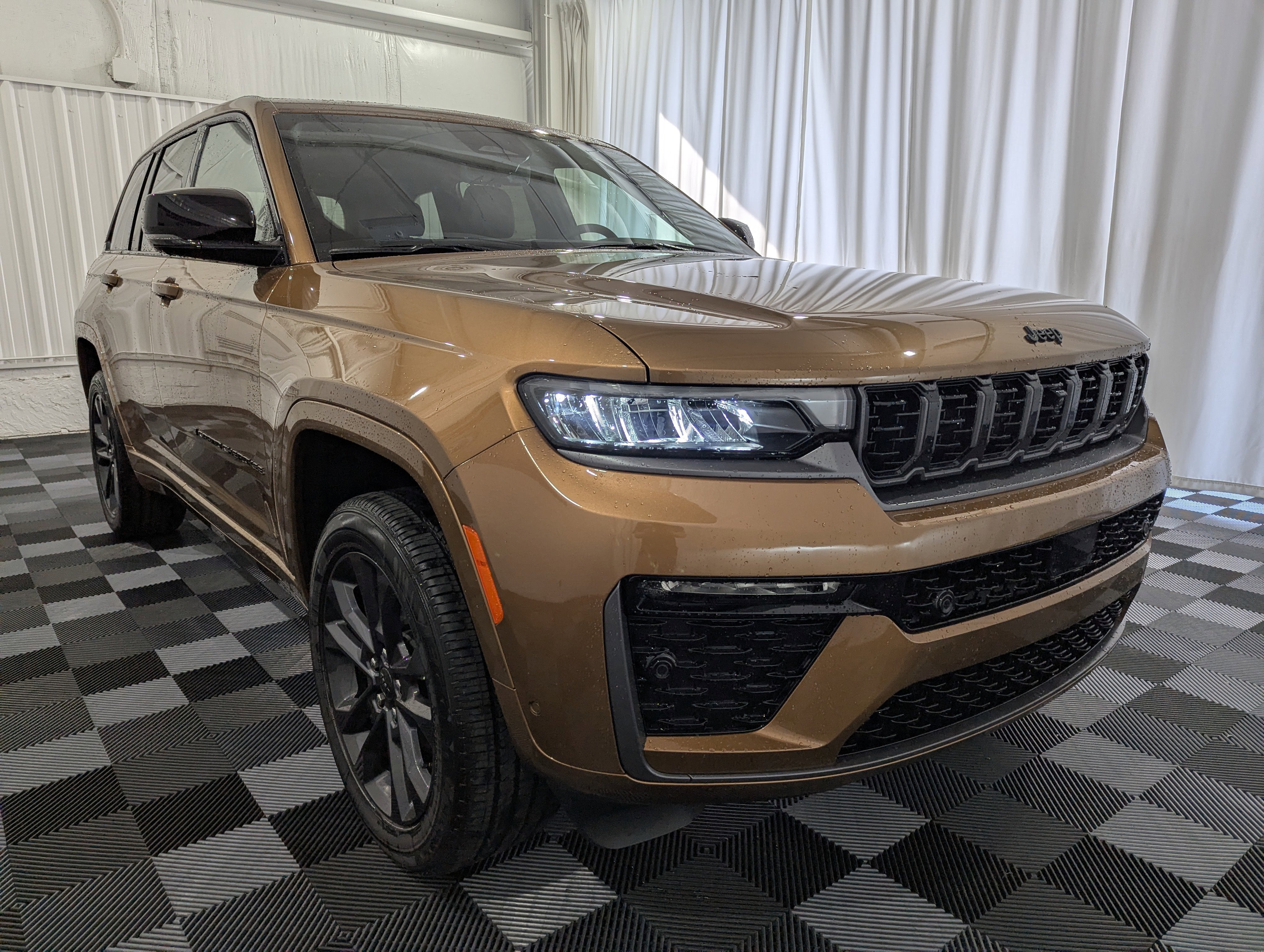 2026 Jeep Grand Cherokee GRAND CHEROKEE LIMITED RESERVE 4X4