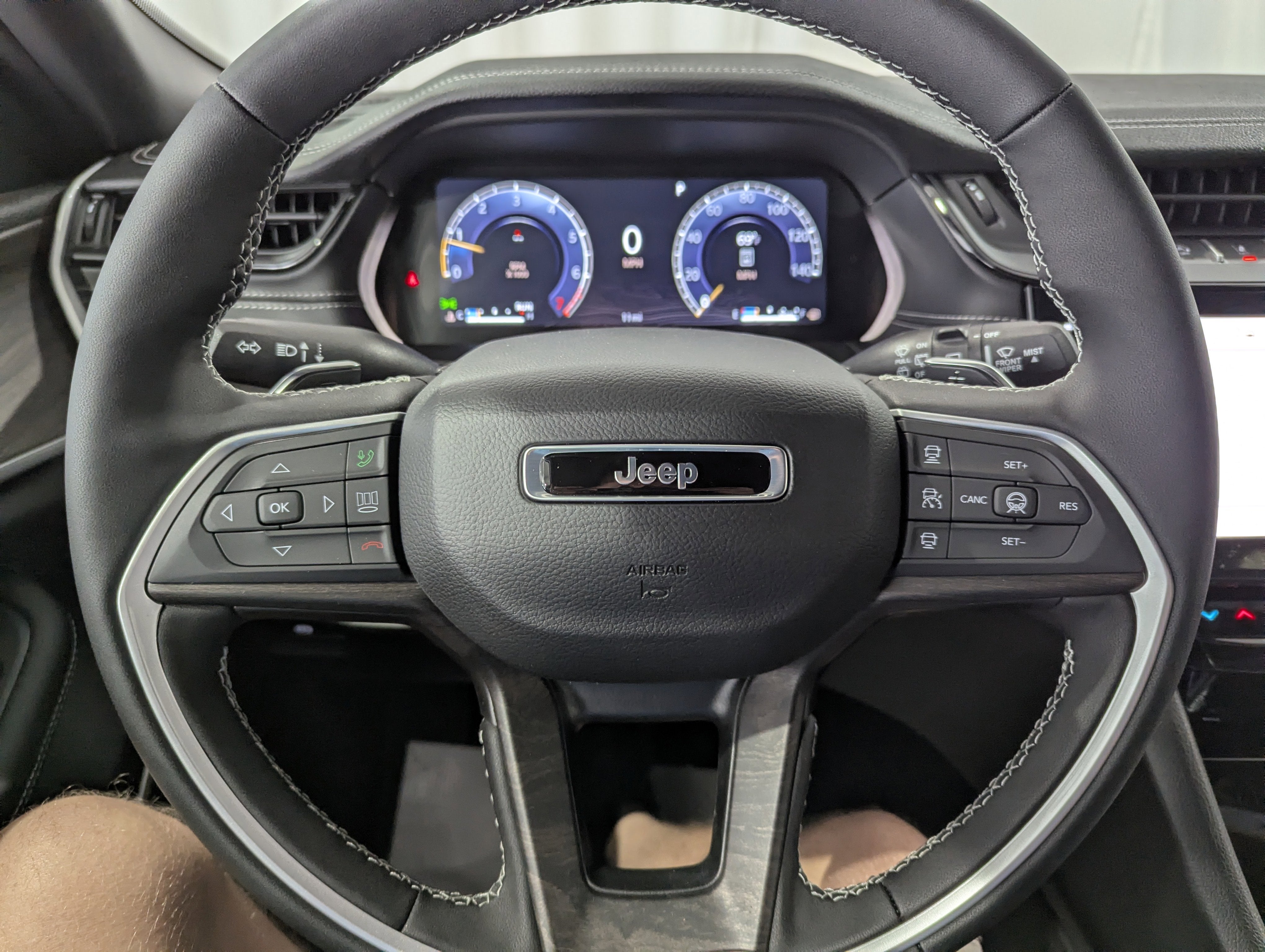 2026 Jeep Grand Cherokee GRAND CHEROKEE LIMITED RESERVE 4X4