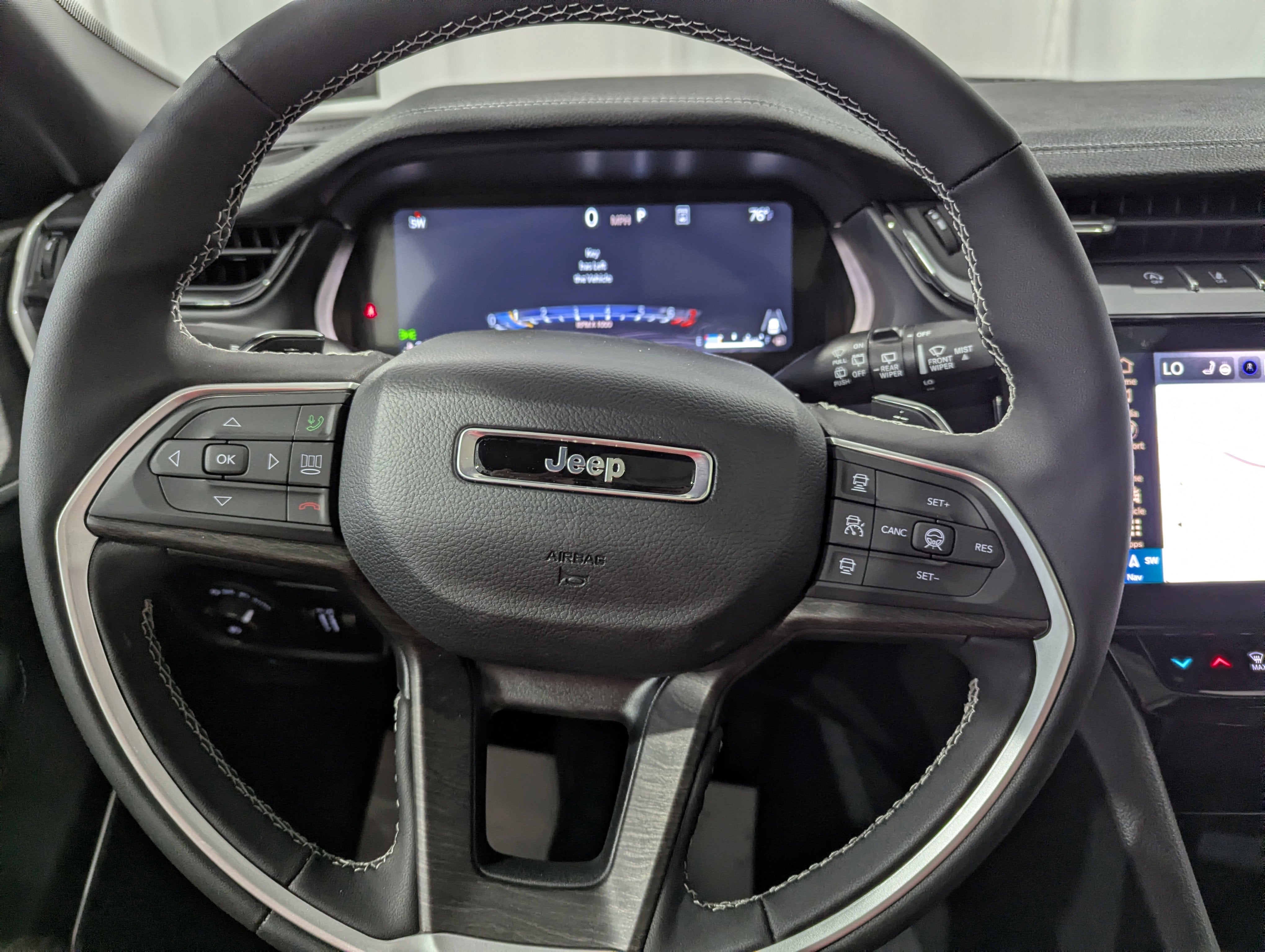 2026 Jeep Grand Cherokee GRAND CHEROKEE LIMITED RESERVE 4X4