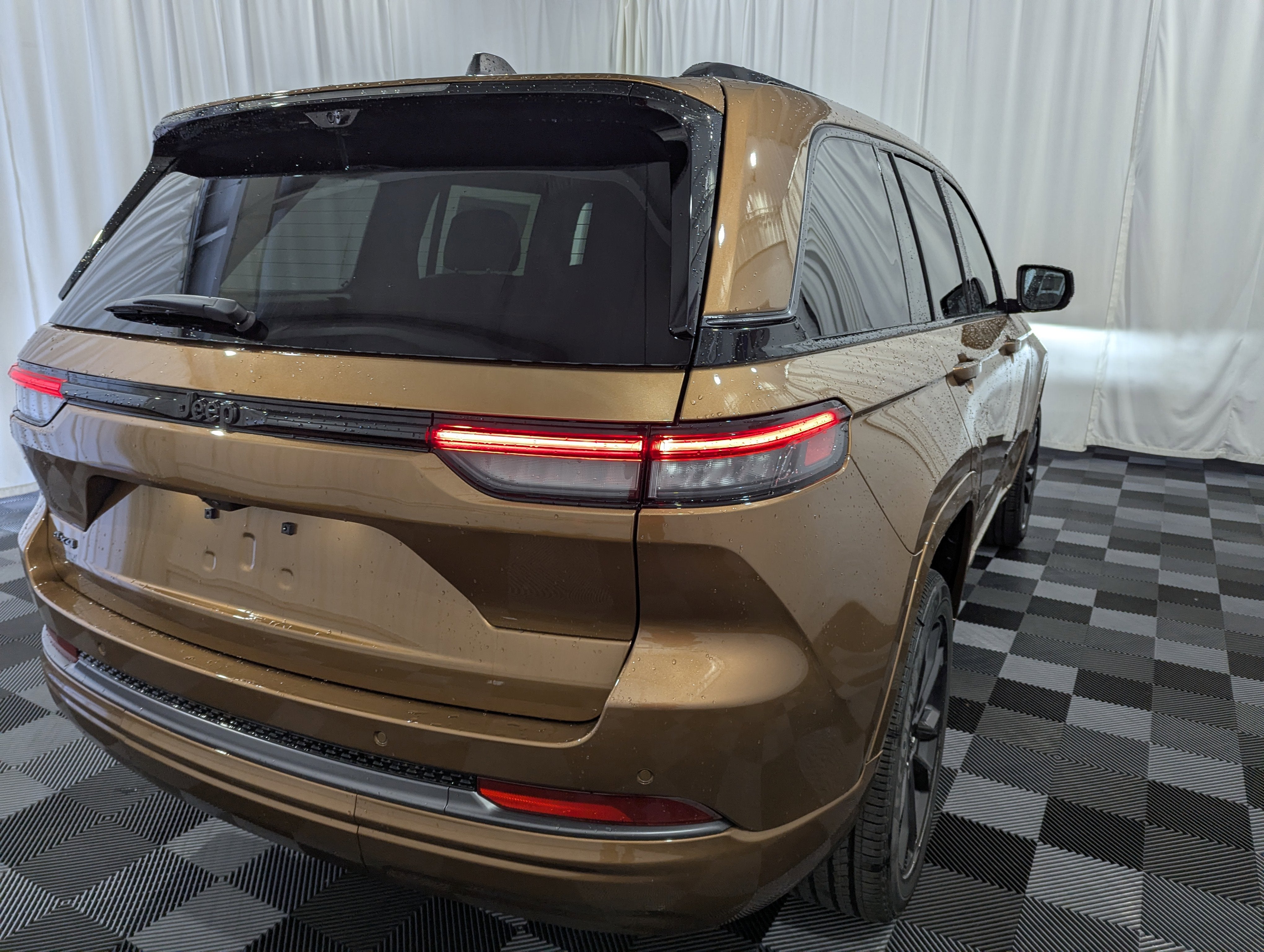 2026 Jeep Grand Cherokee GRAND CHEROKEE LIMITED RESERVE 4X4