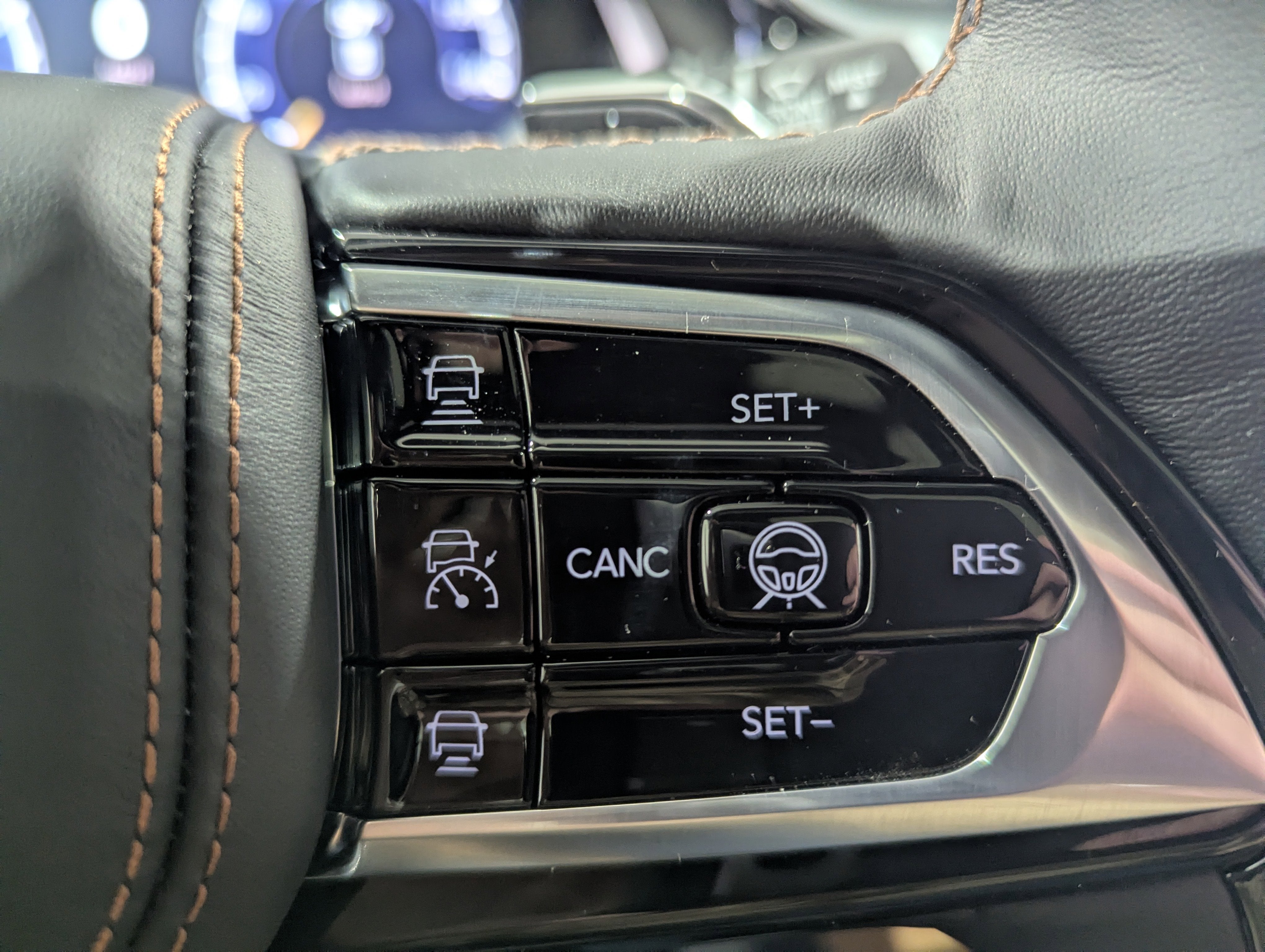 2026 Jeep Grand Cherokee GRAND CHEROKEE SUMMIT 4X4