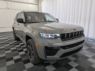2027 Jeep Grand Cherokee GRAND CHEROKEE SUMMIT 4X4