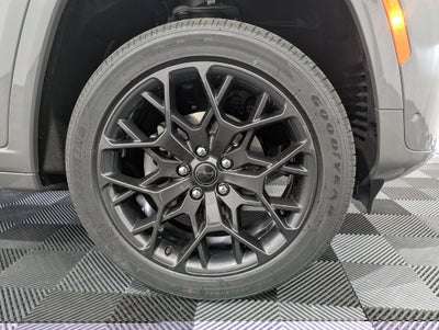 2027 Jeep Grand Cherokee GRAND CHEROKEE SUMMIT 4X4