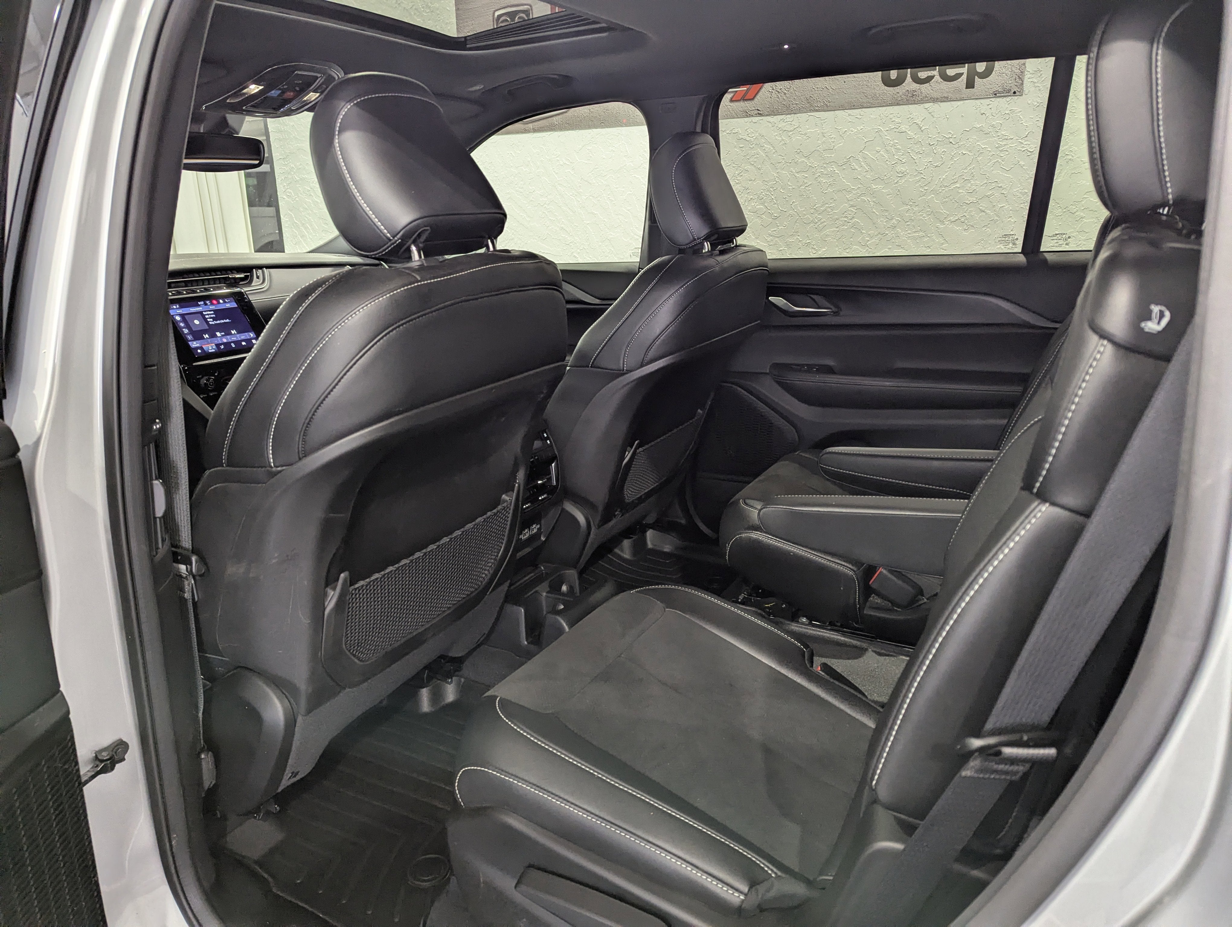 2024 Jeep Grand Cherokee L Altitude X 4x4