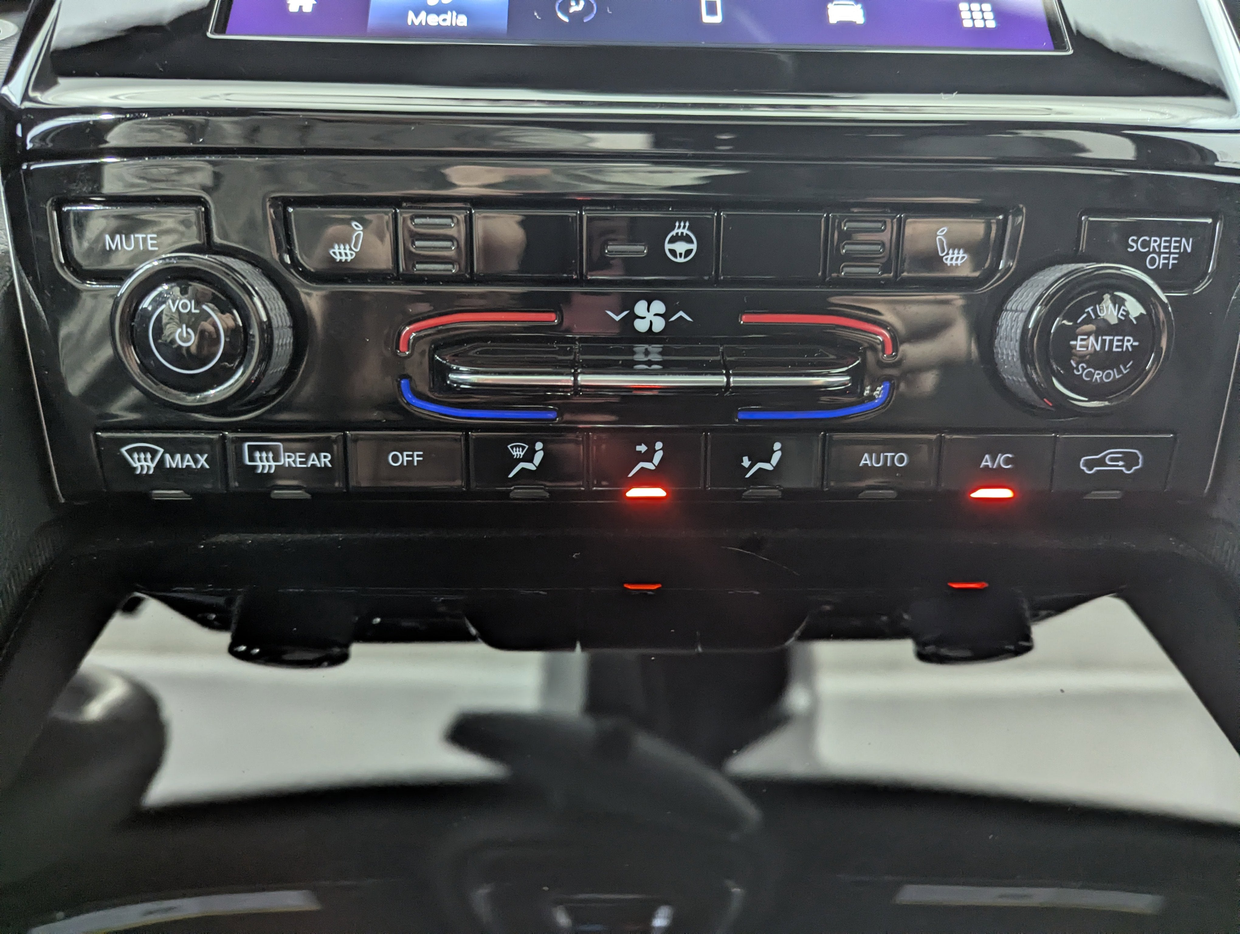 2024 Jeep Grand Cherokee L Altitude X 4x4