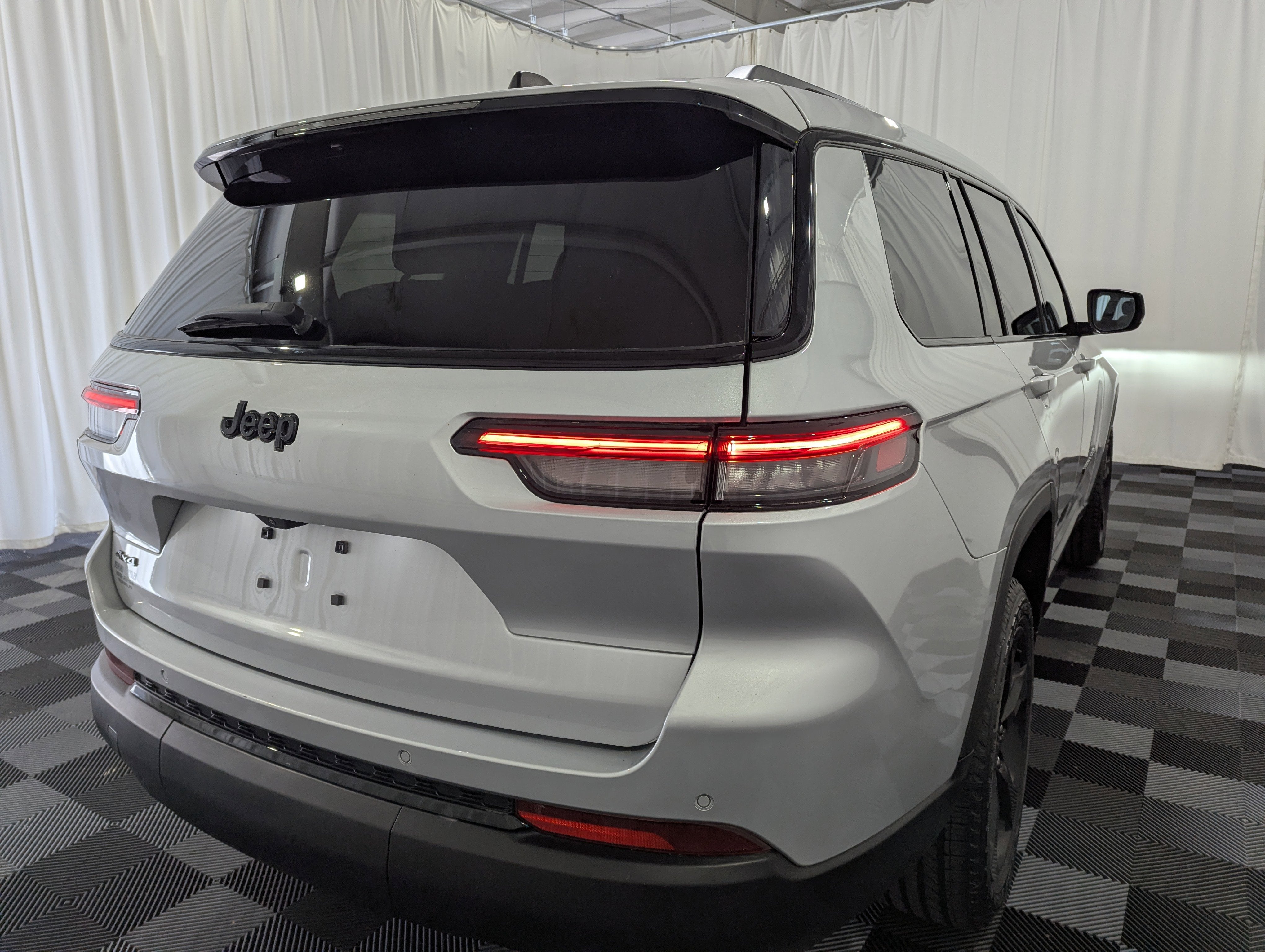2024 Jeep Grand Cherokee L Altitude X 4x4