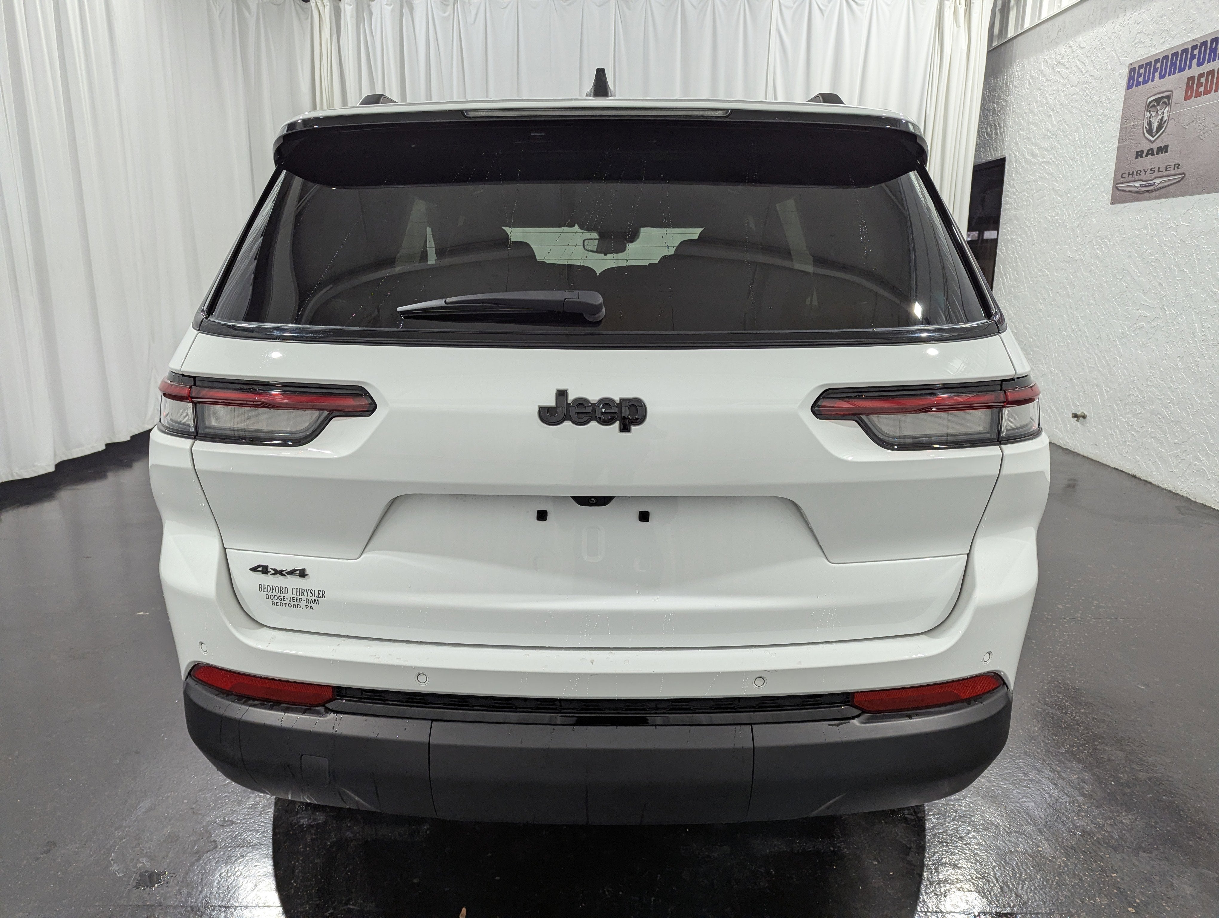 2024 Jeep Grand Cherokee L Altitude 4x4