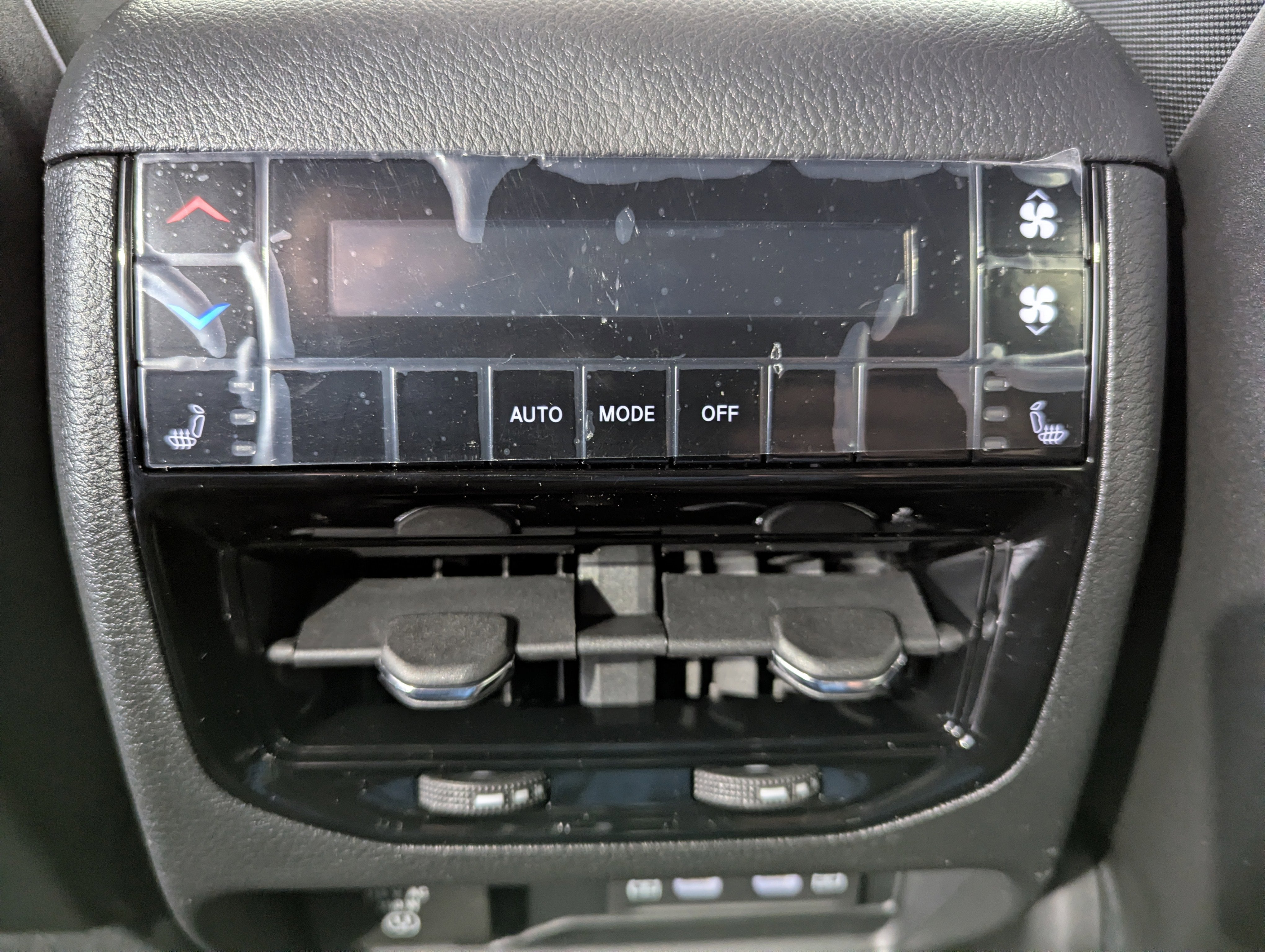 2026 Jeep Grand Cherokee GRAND CHEROKEE L LIMITED RESERVE 4X4