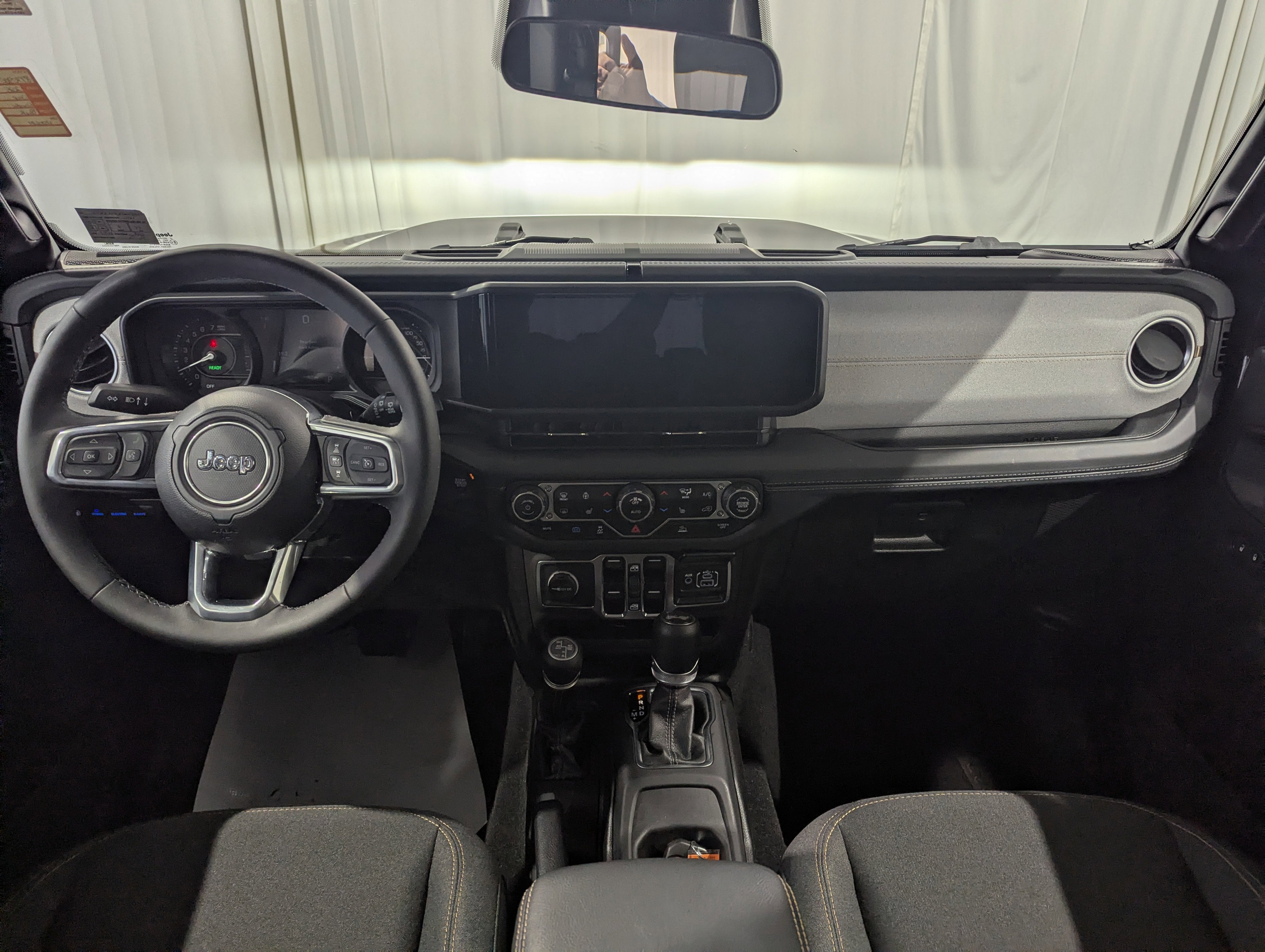 2025 Jeep Wrangler 4xe Sahara 4xe