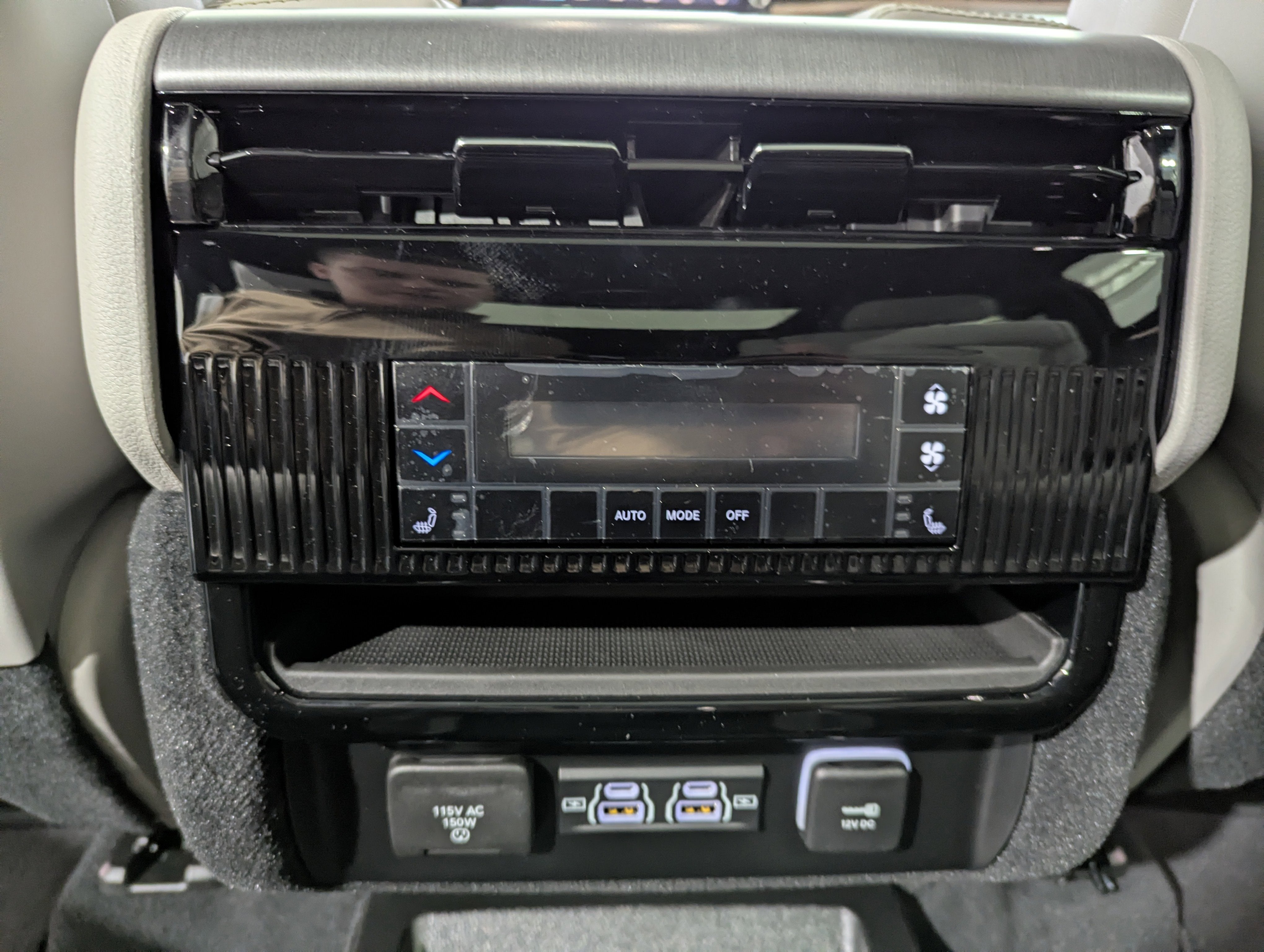 2026 Jeep Grand Wagoneer GRAND WAGONEER L LIMITED RESERVE 4X4