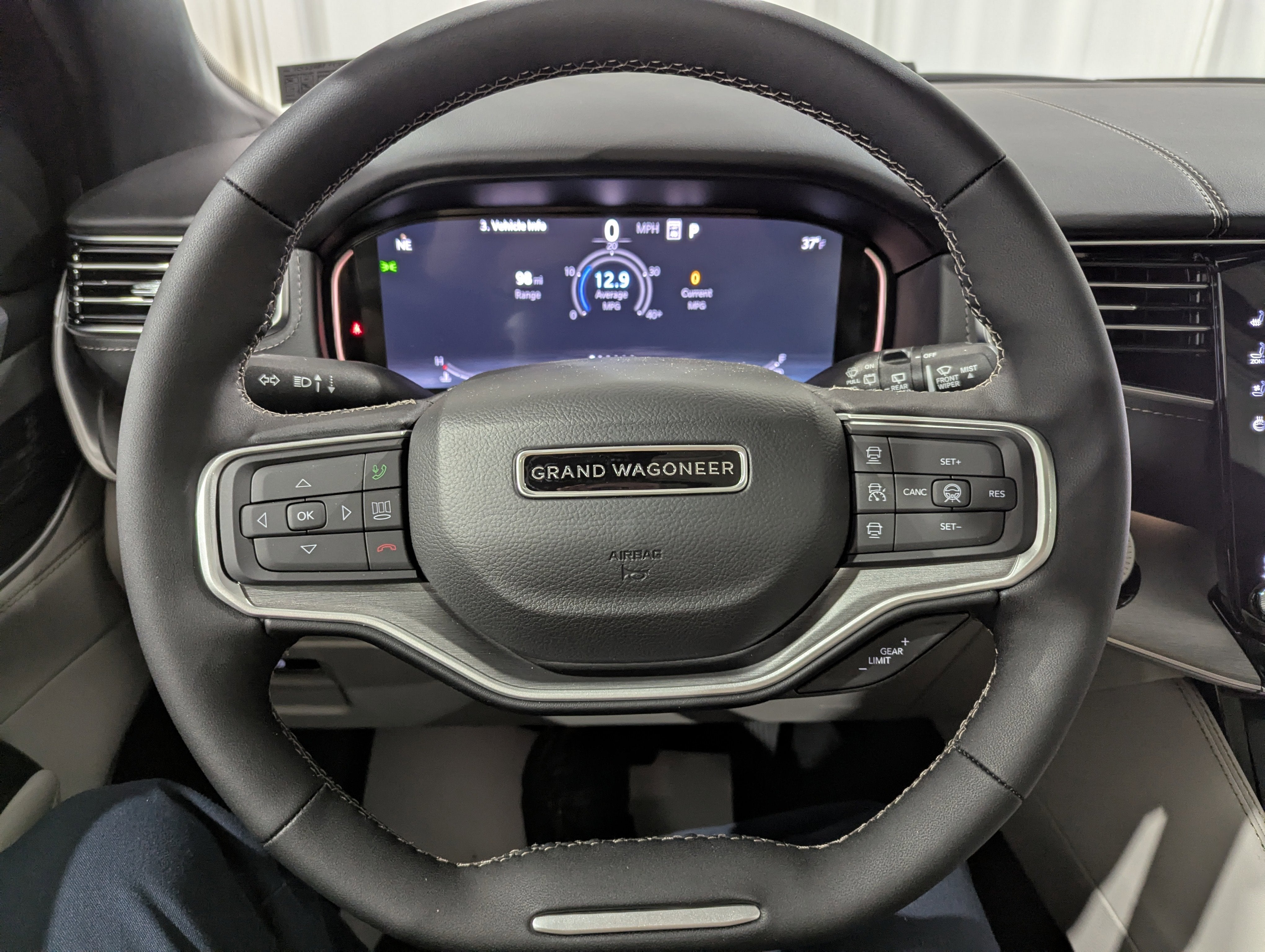 2026 Jeep Grand Wagoneer GRAND WAGONEER L LIMITED RESERVE 4X4