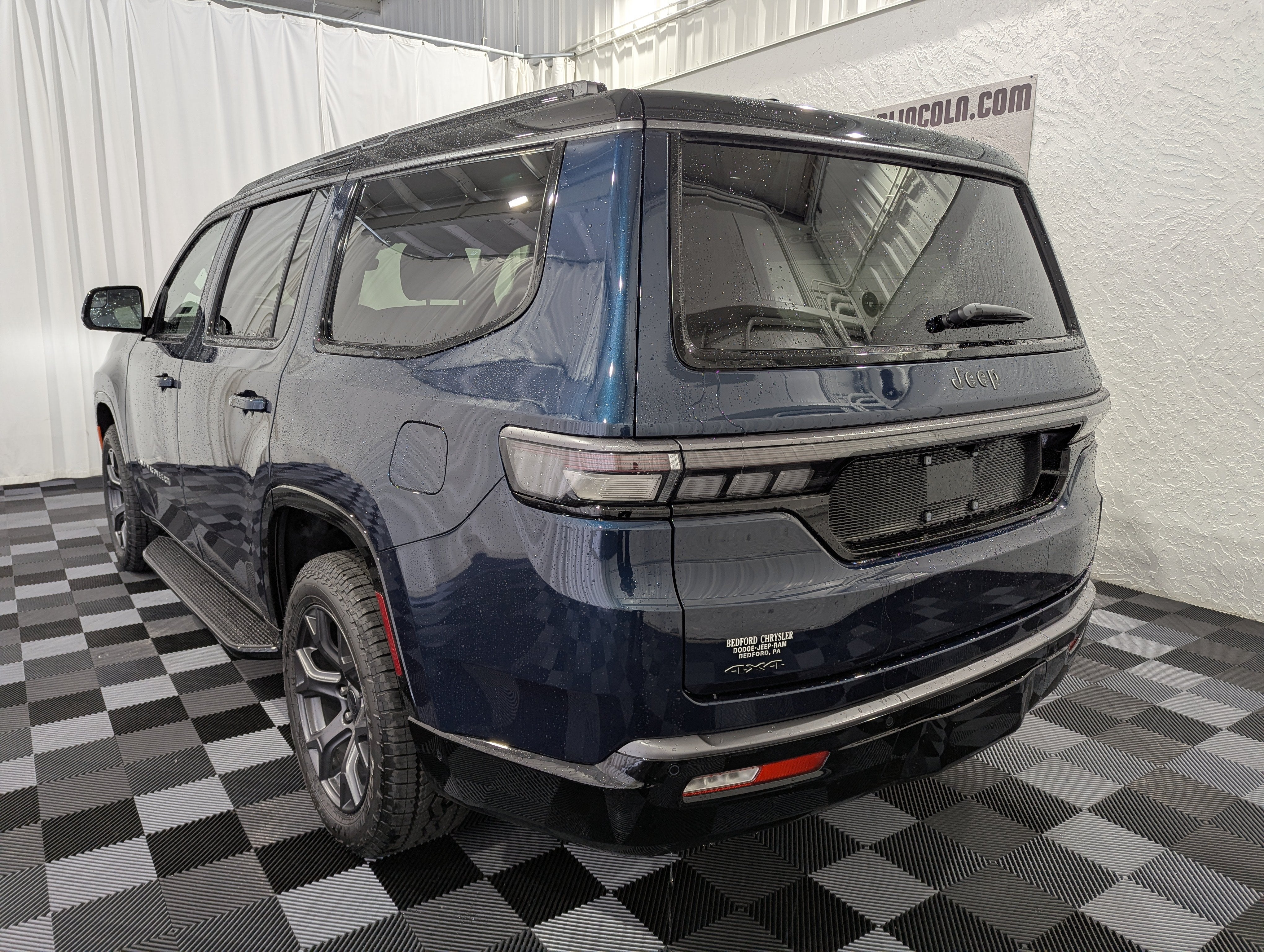 2026 Jeep Grand Wagoneer GRAND WAGONEER UPLAND 4X4