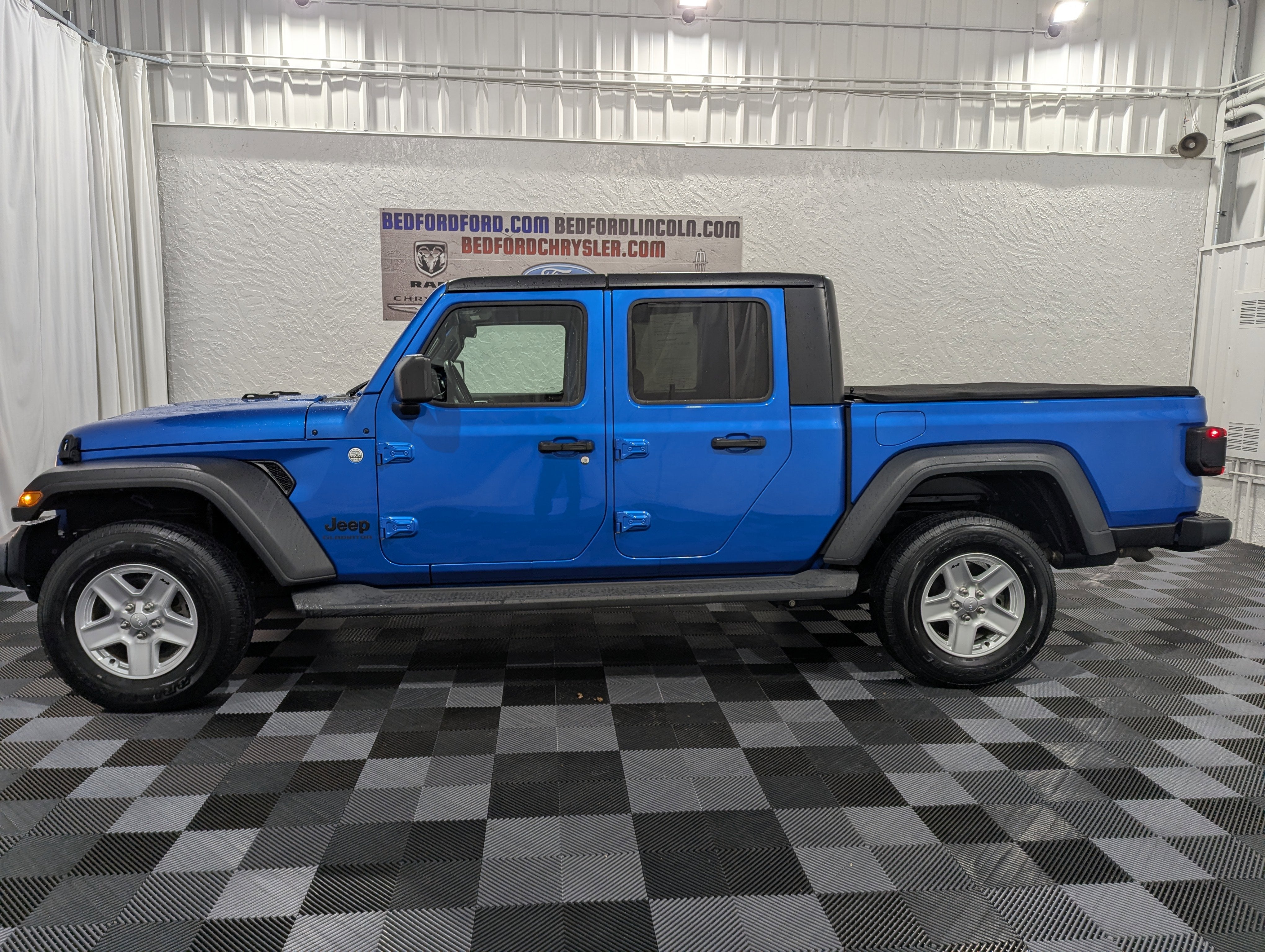 2020 Jeep Gladiator Sport S 4x4