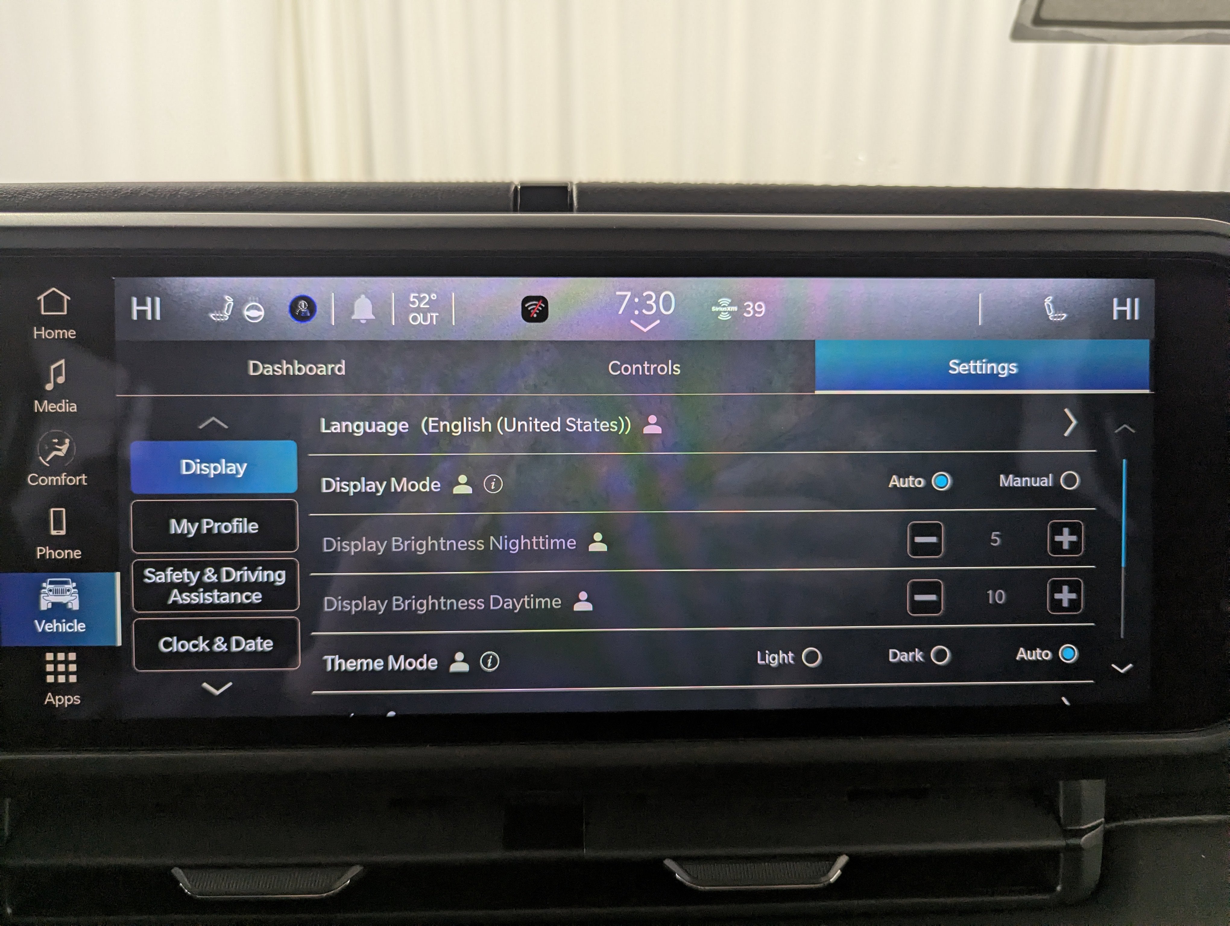 2026 Jeep Gladiator GLADIATOR SAHARA 4X4