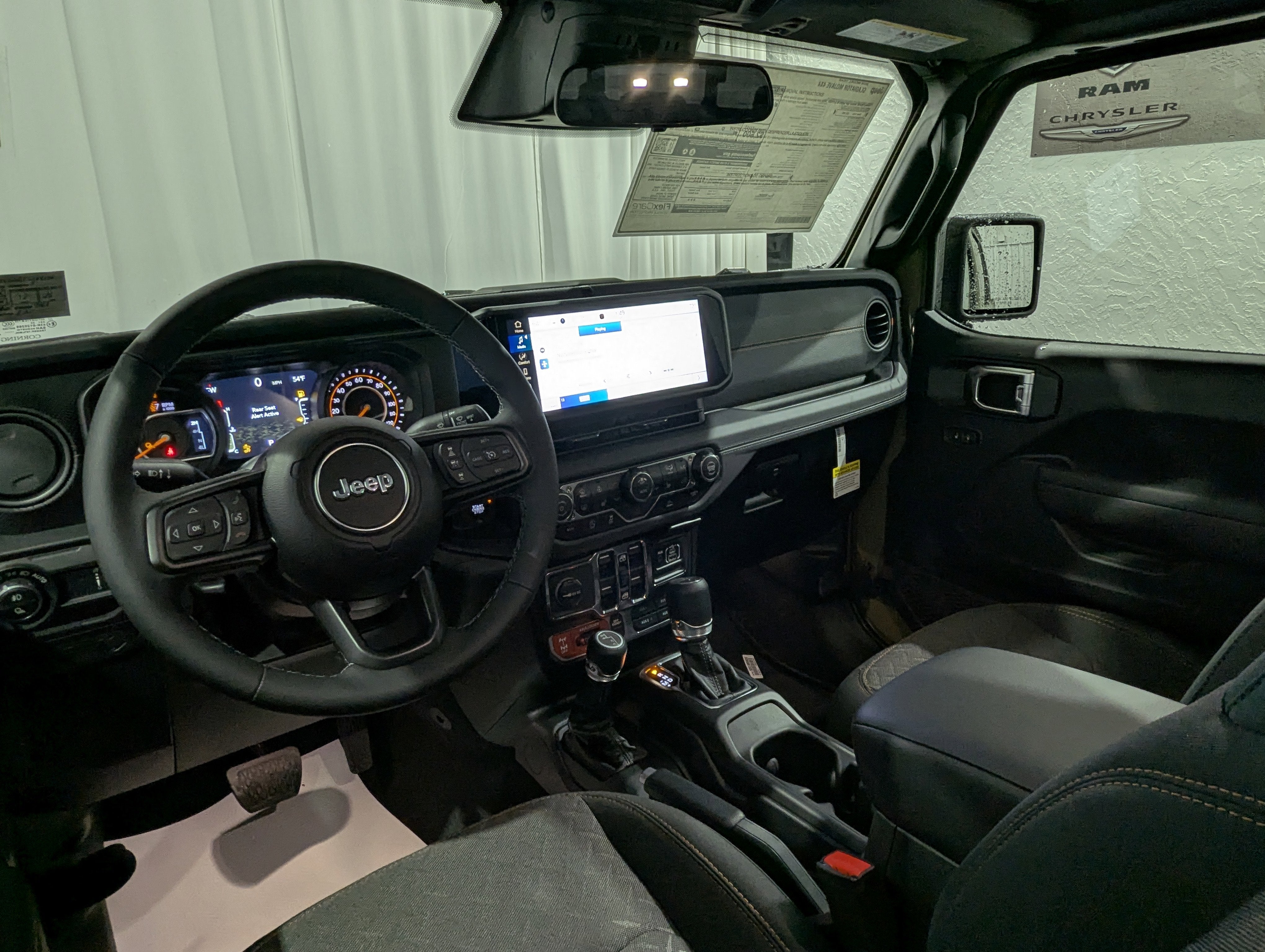 2026 Jeep Gladiator GLADIATOR MOJAVE 4X4