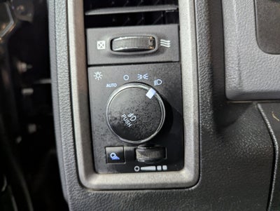 2018 RAM 1500 Express Quad Cab 4x4 6'4' Box