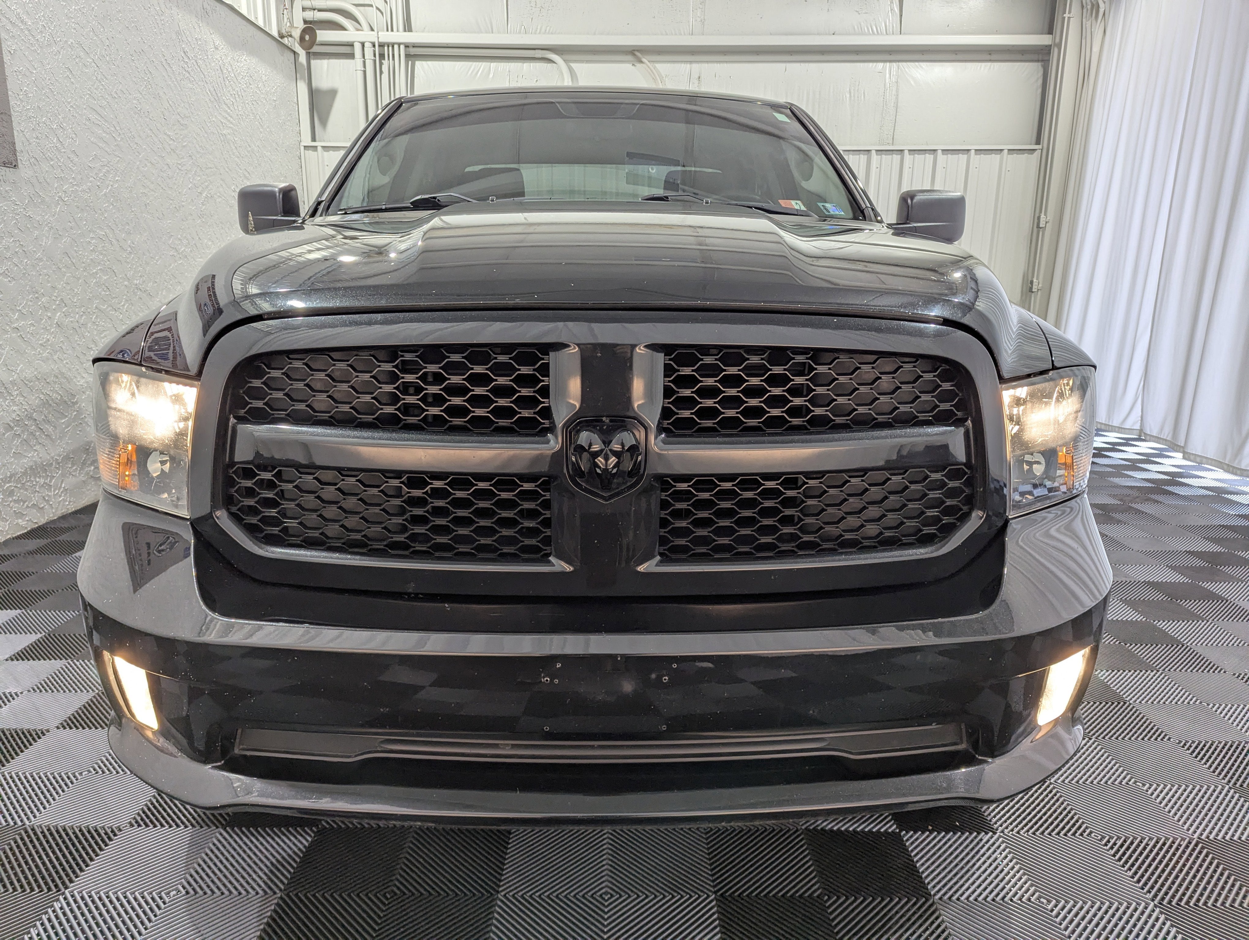 2018 RAM 1500 Express Quad Cab 4x4 6'4' Box