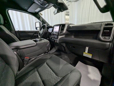 2025 RAM Ram 1500 RAM 1500 TRADESMAN QUAD CAB 4X4 6'4' BOX