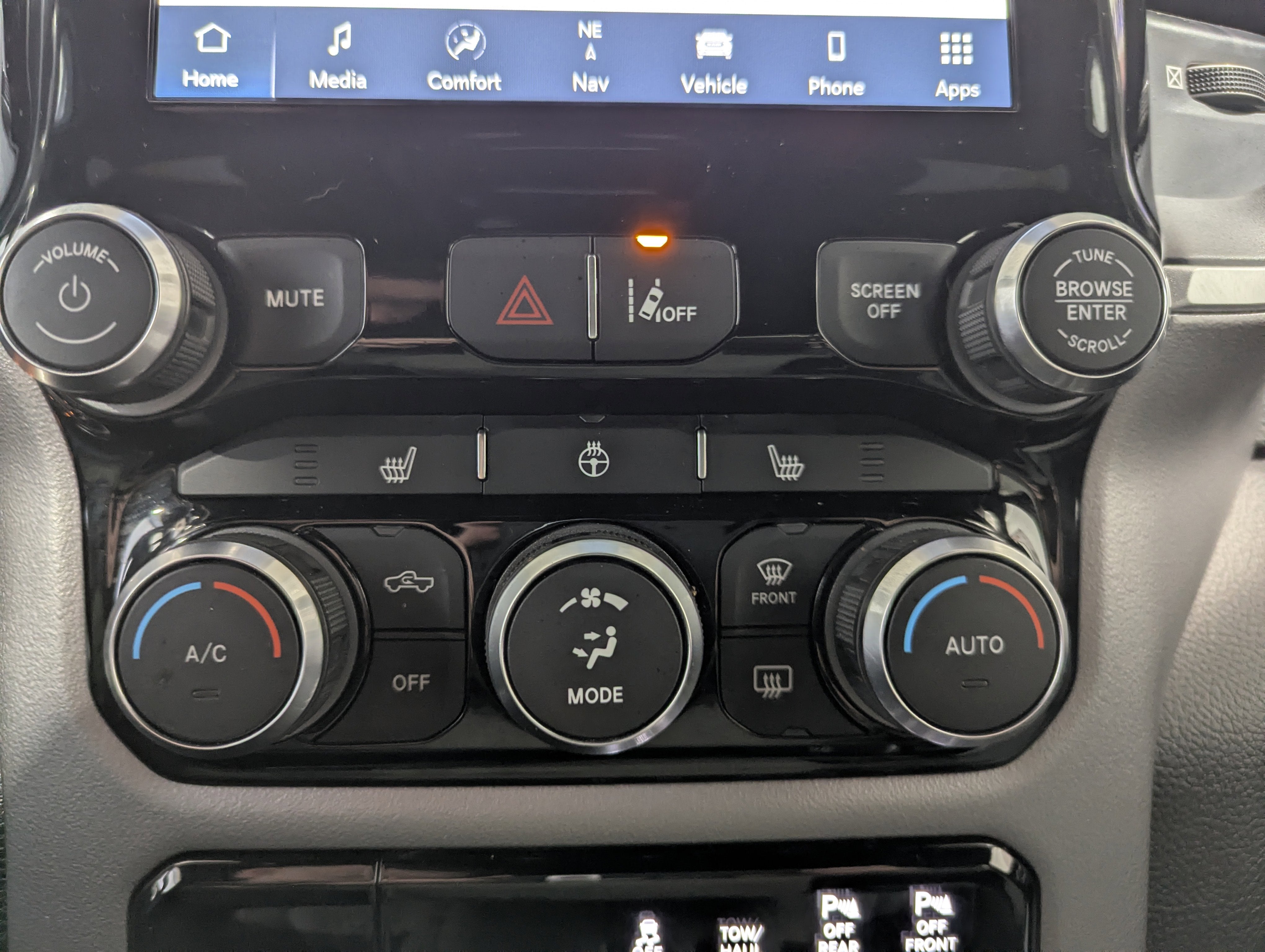 2023 RAM 1500 Big Horn Crew Cab 4x4 5'7' Box