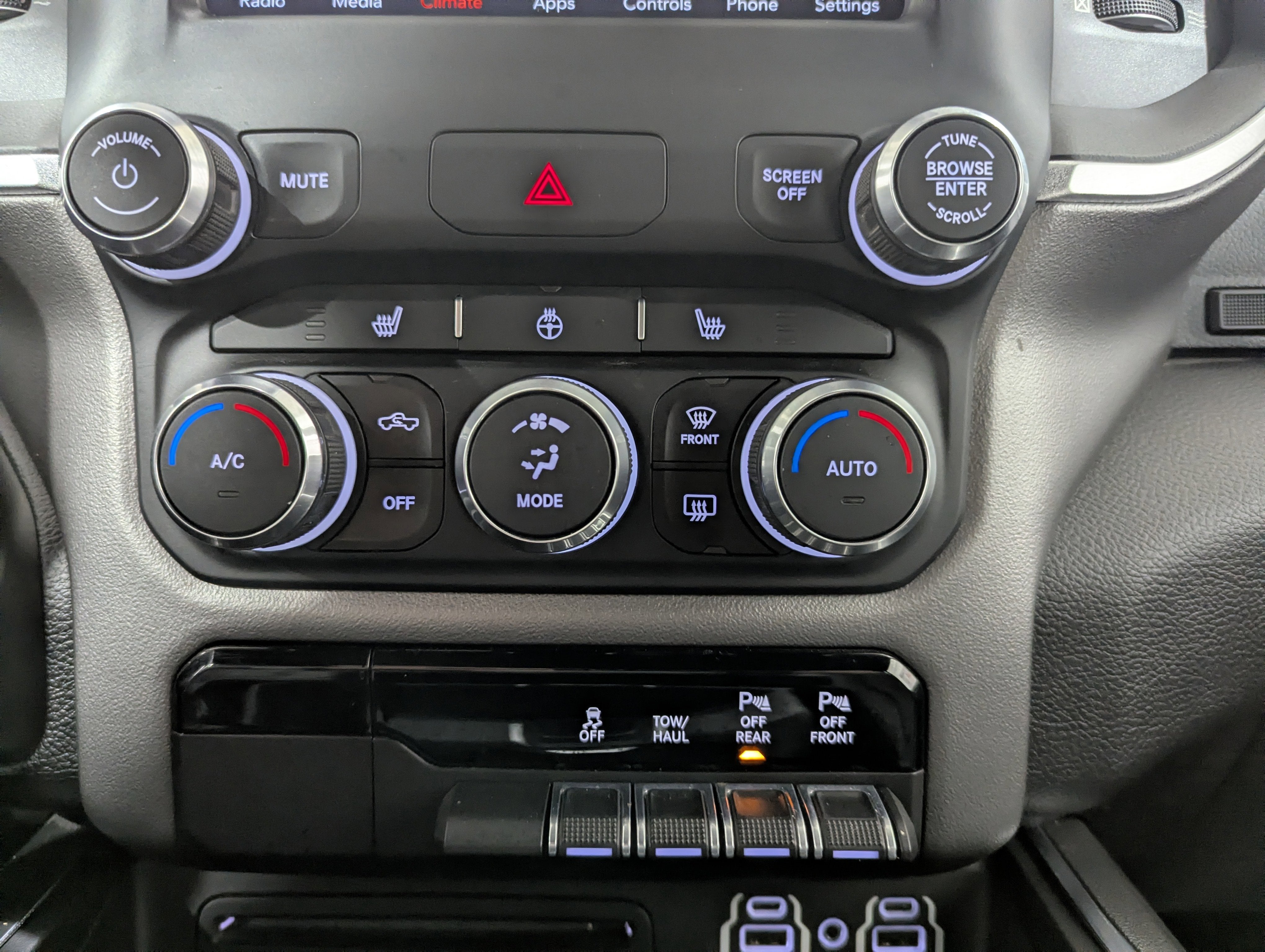 2019 RAM 1500 Big Horn/Lone Star Crew Cab 4x4 5'7' Box