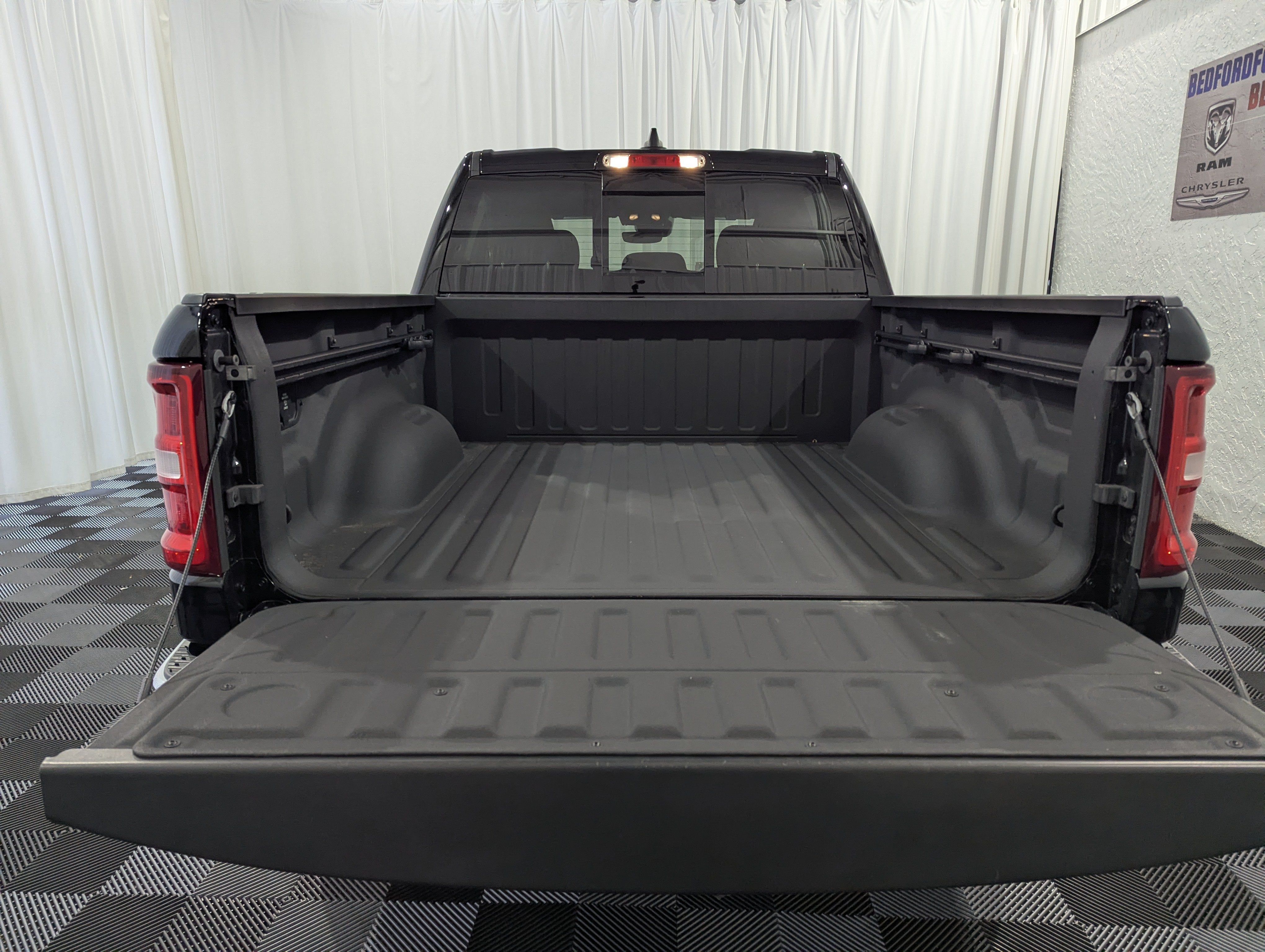 2025 RAM 1500 Big Horn Crew Cab 4x4 5'7' Box